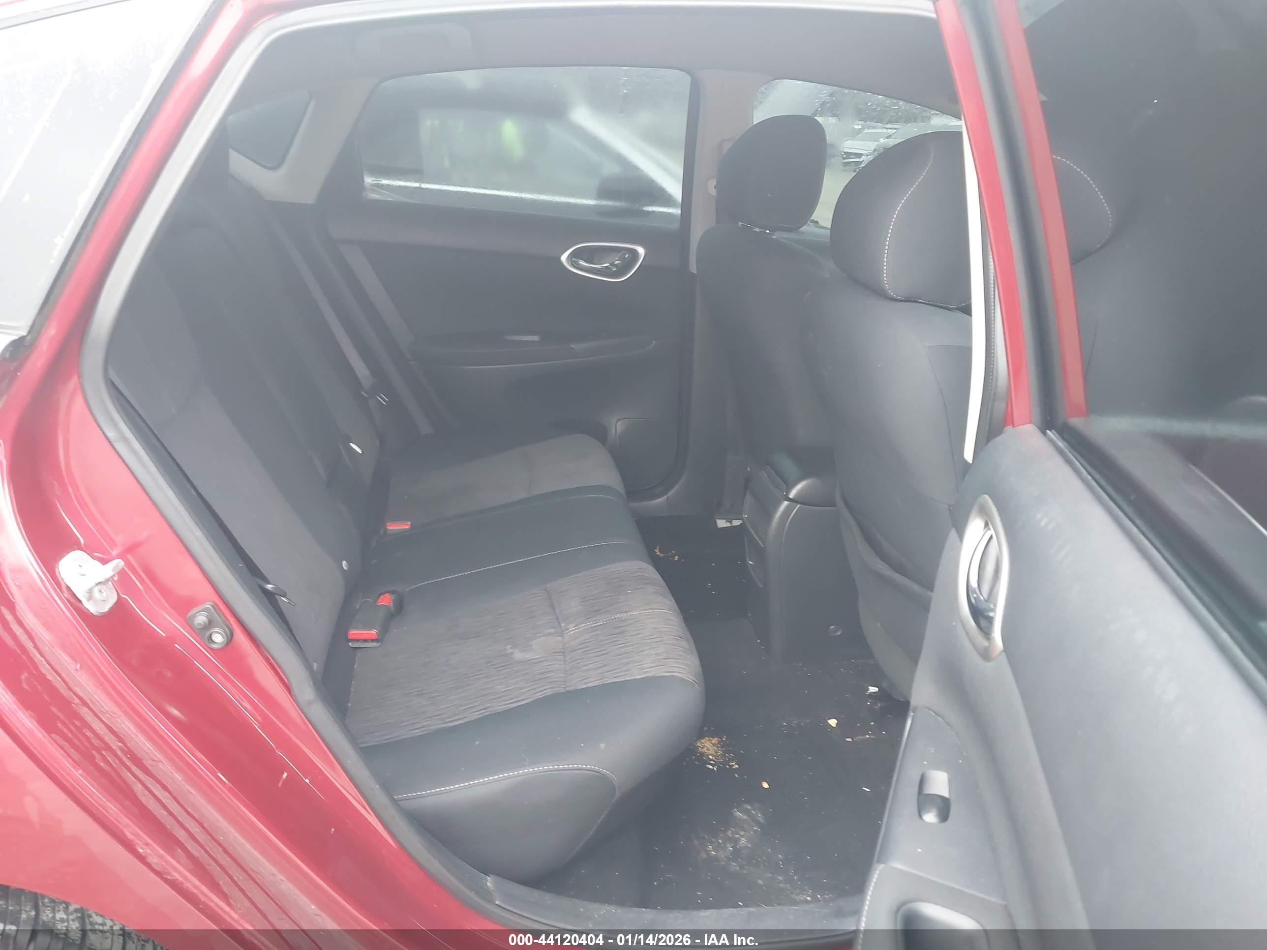 NISSAN SENTRA image 8