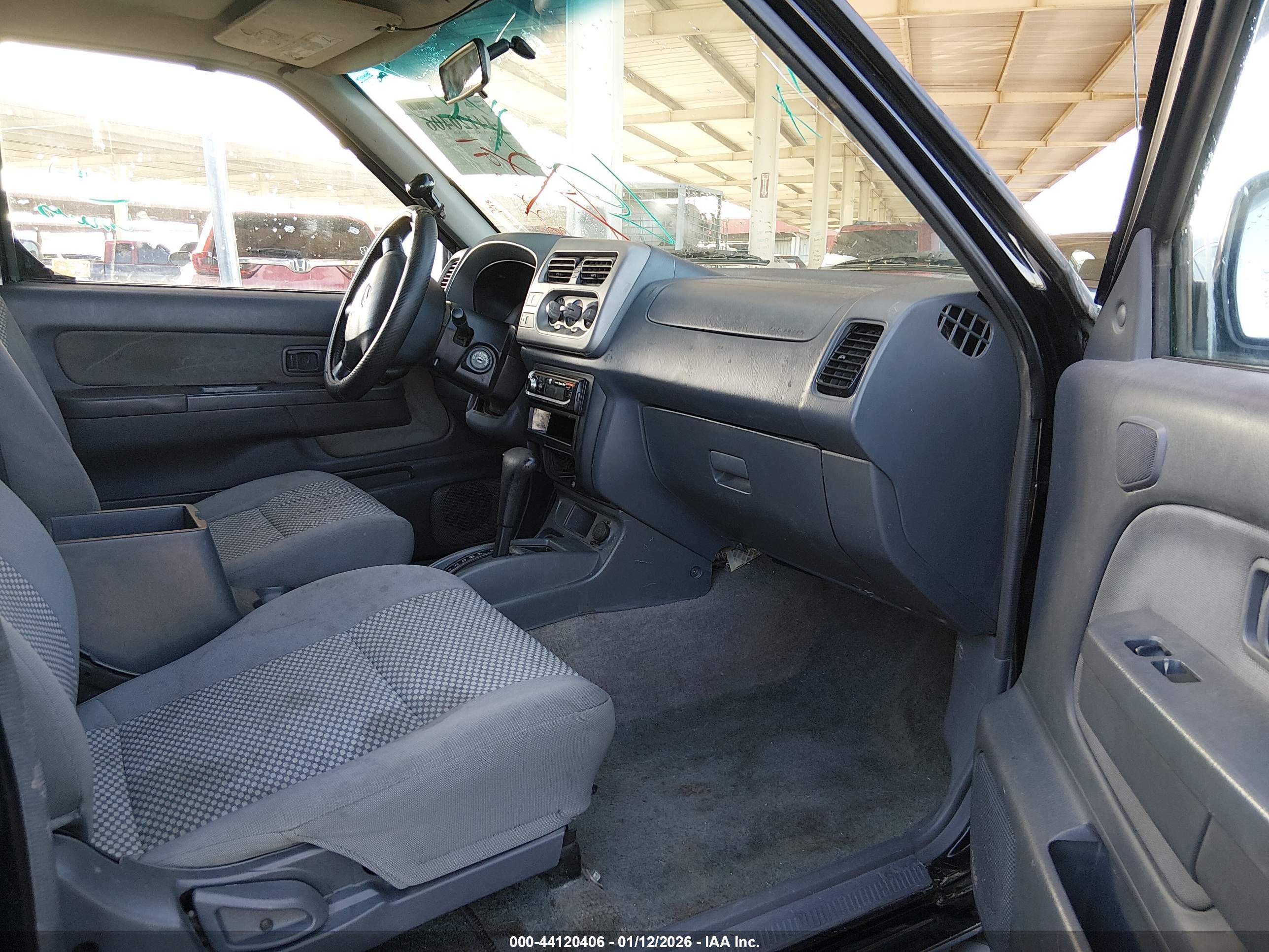 NISSAN FRONTIER image 5