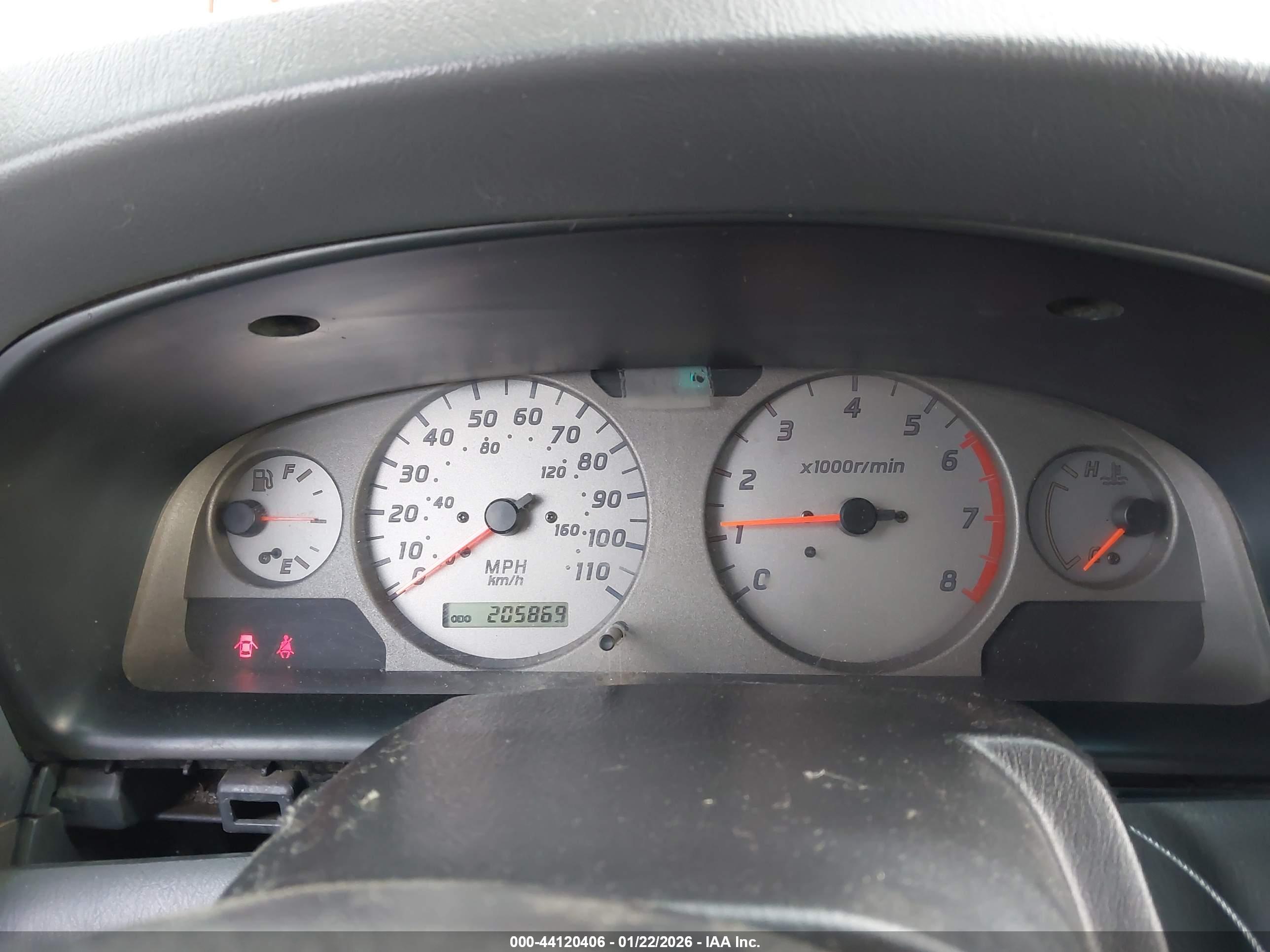 NISSAN FRONTIER image 7