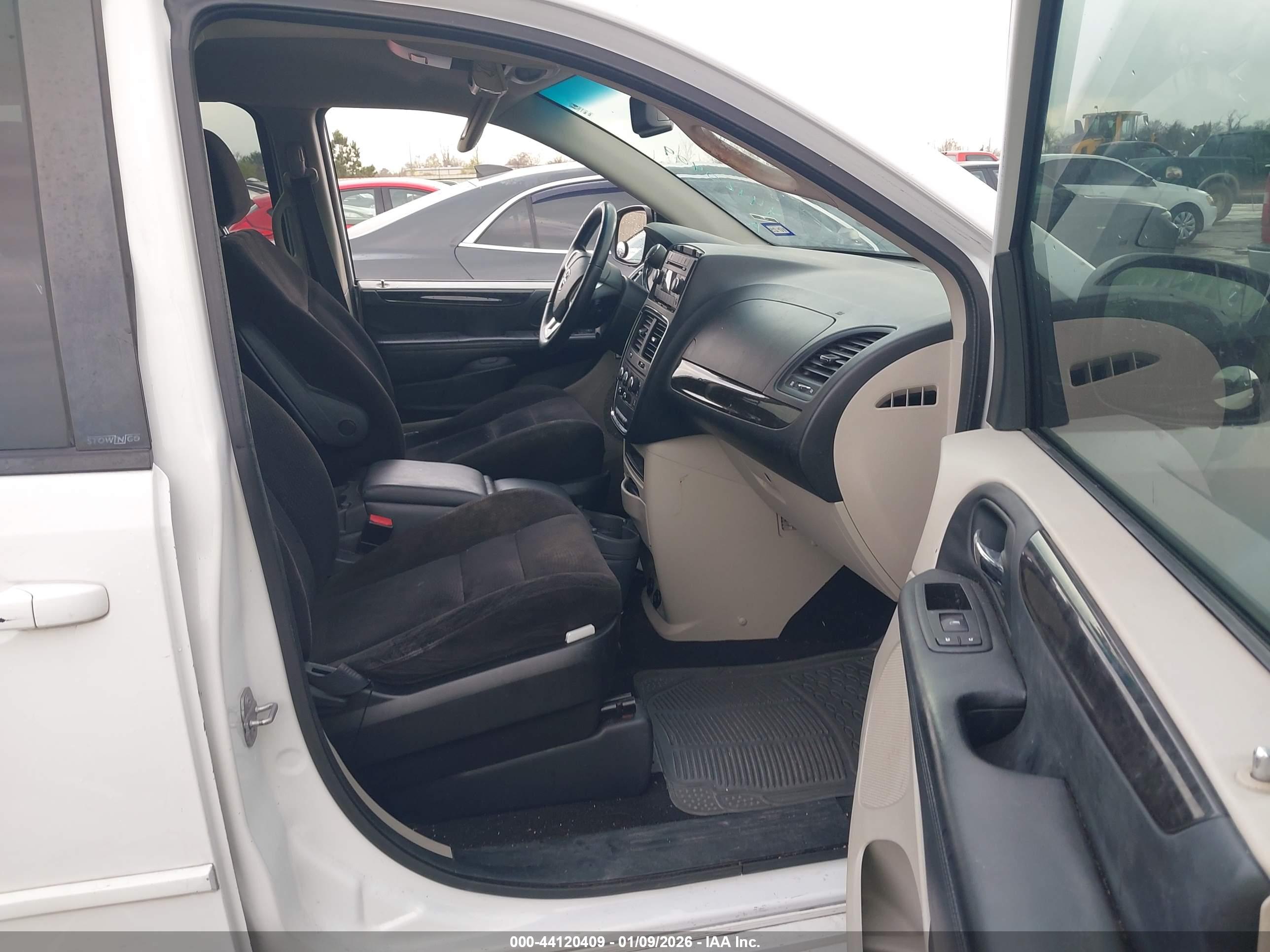 DODGE GRAND image 5