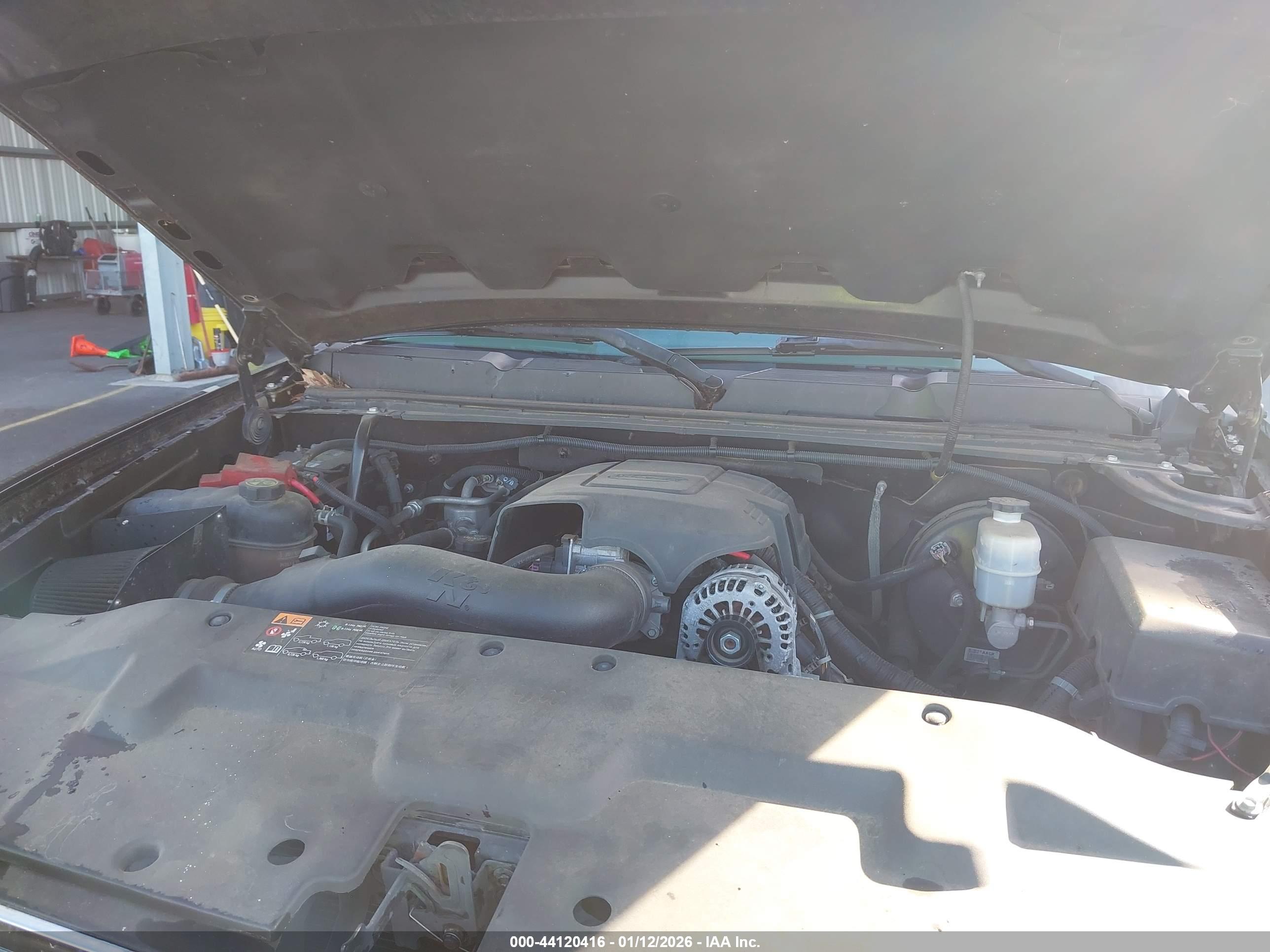 CHEVROLET SILVERADO image 10