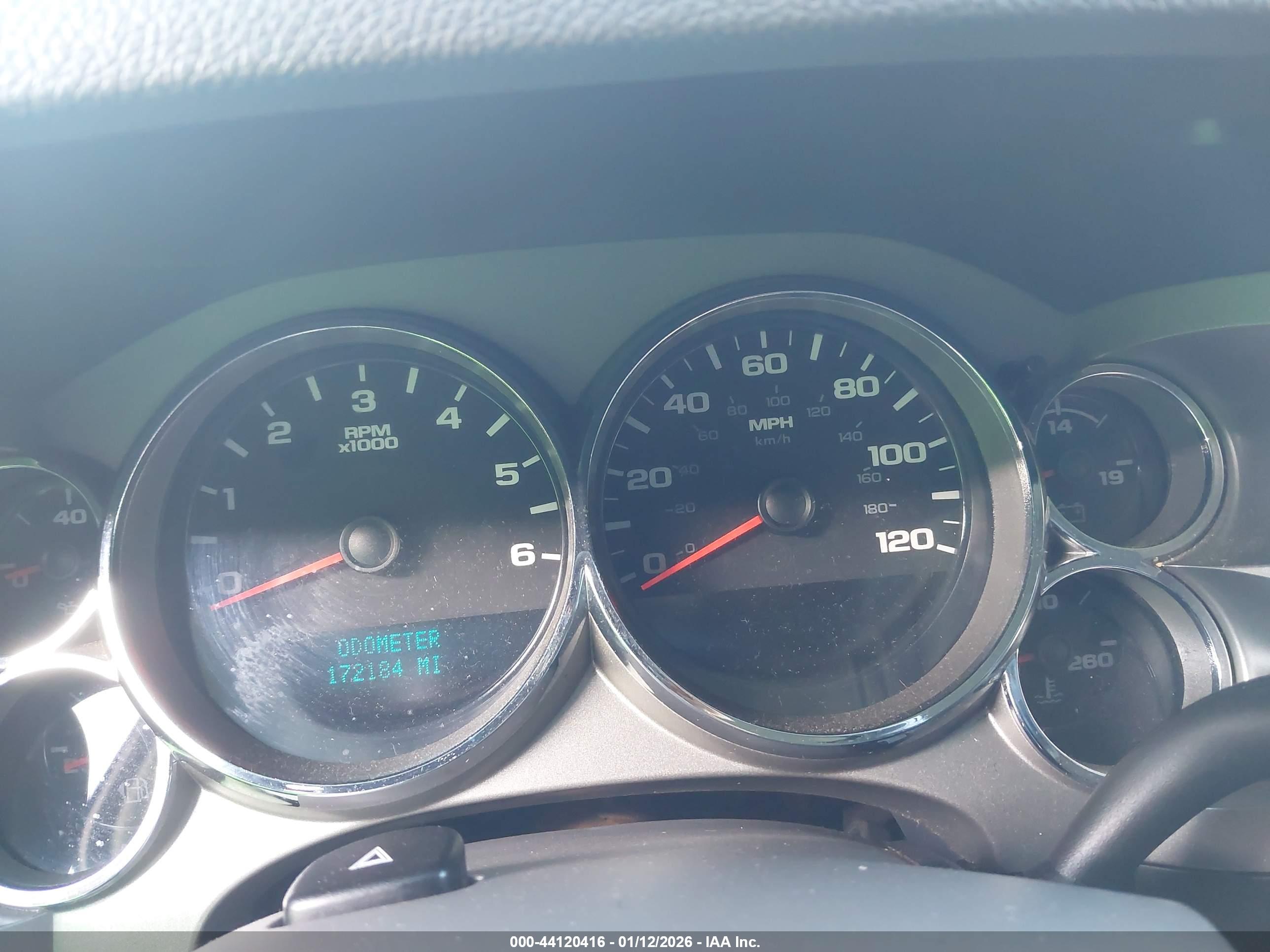 CHEVROLET SILVERADO image 7