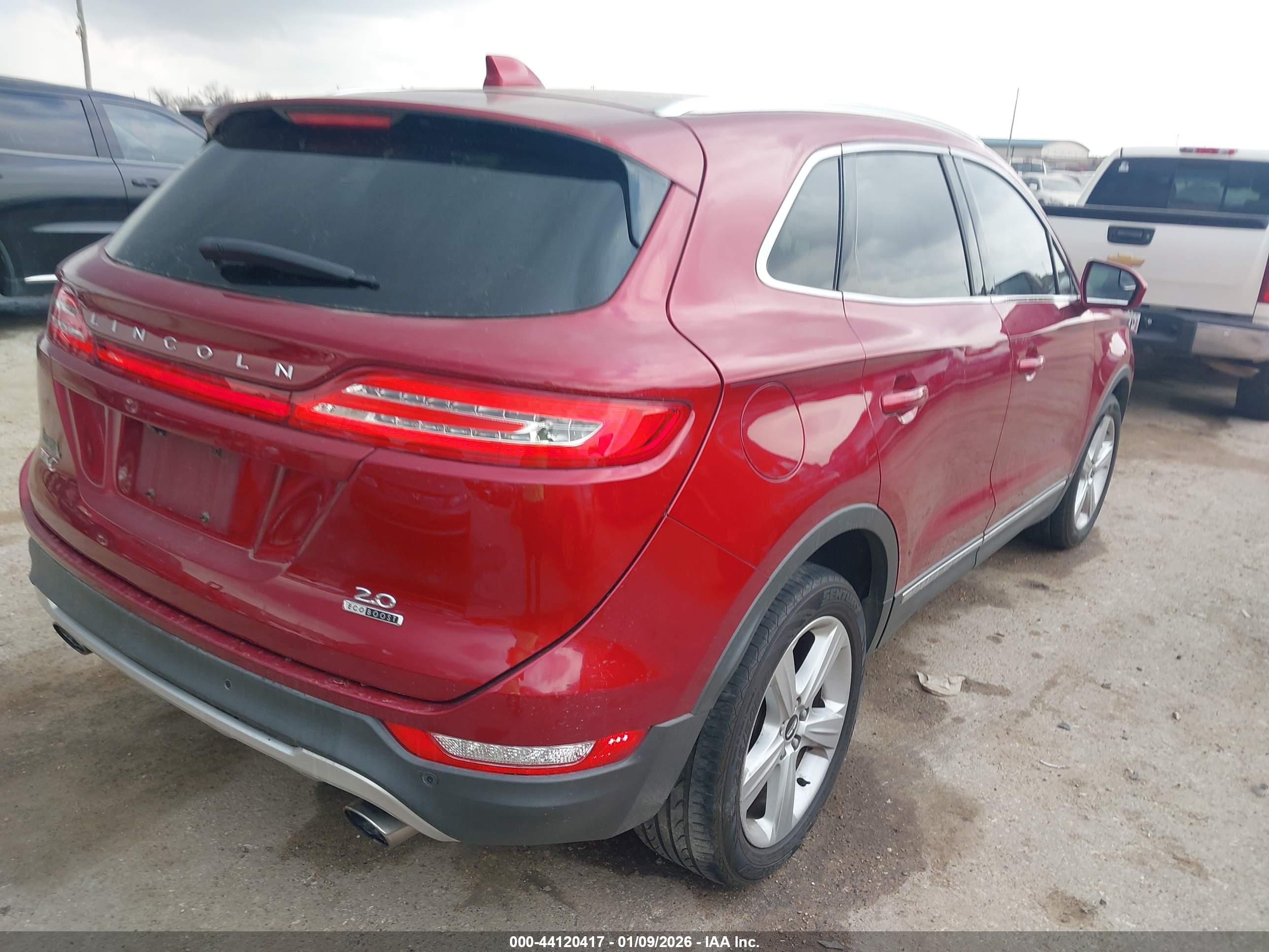 LINCOLN MKC image 4