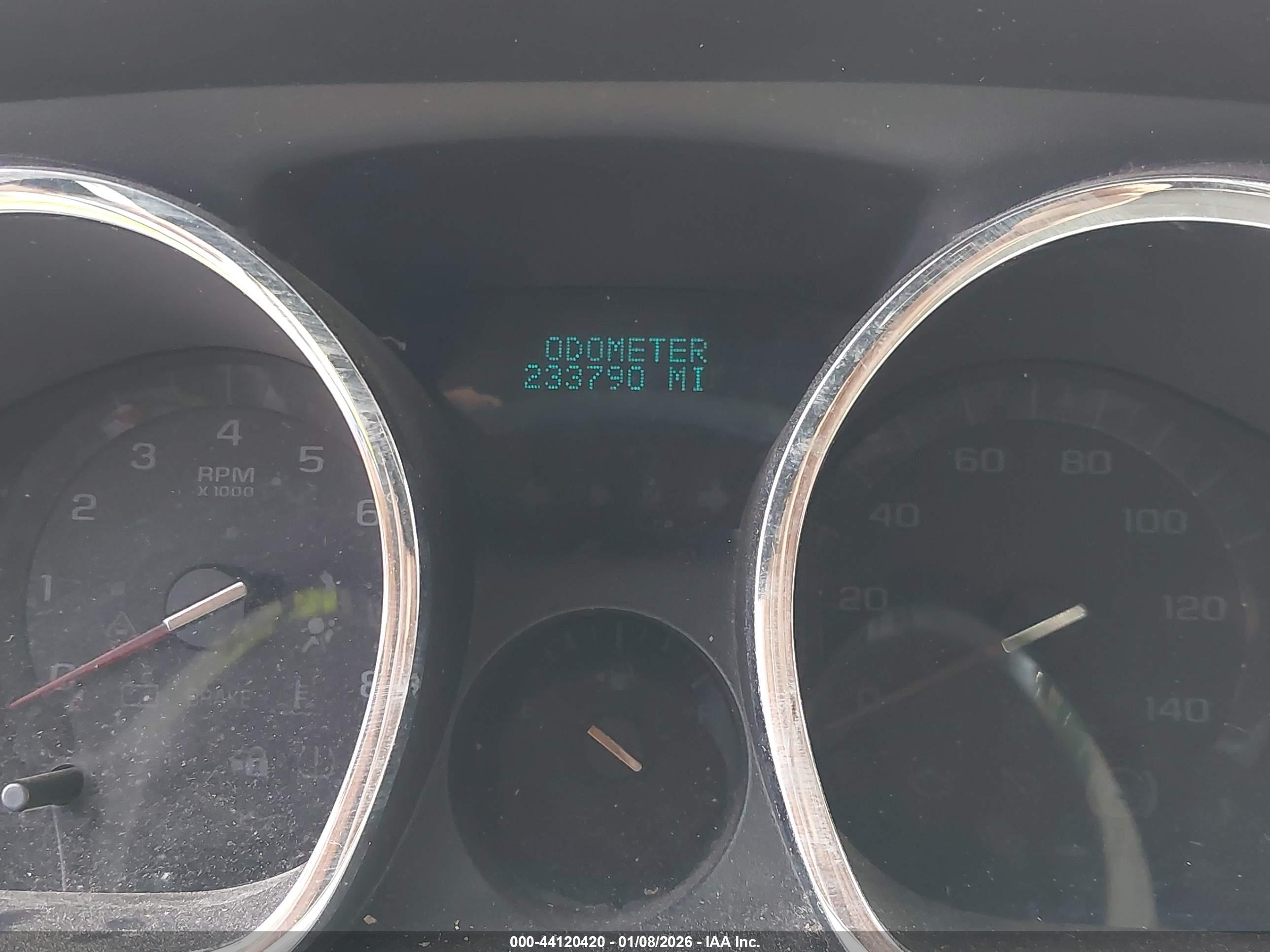 CHEVROLET TRAVERSE image 7