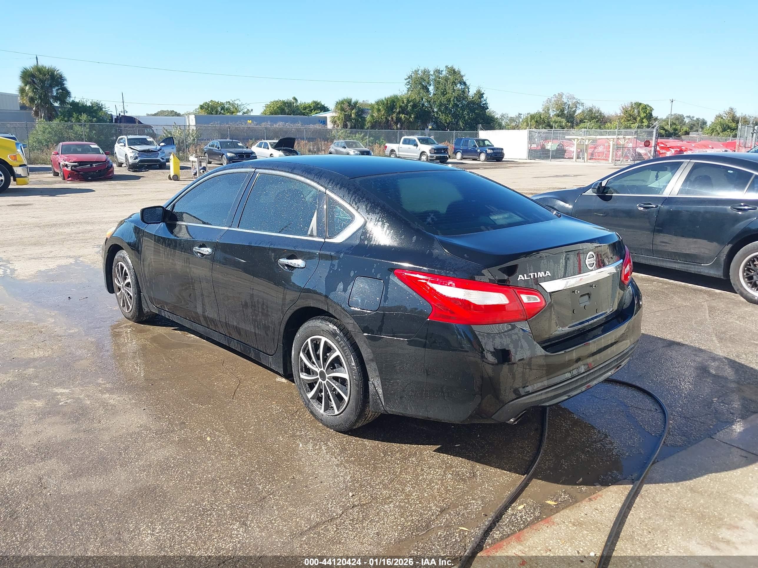 NISSAN ALTIMA image 3