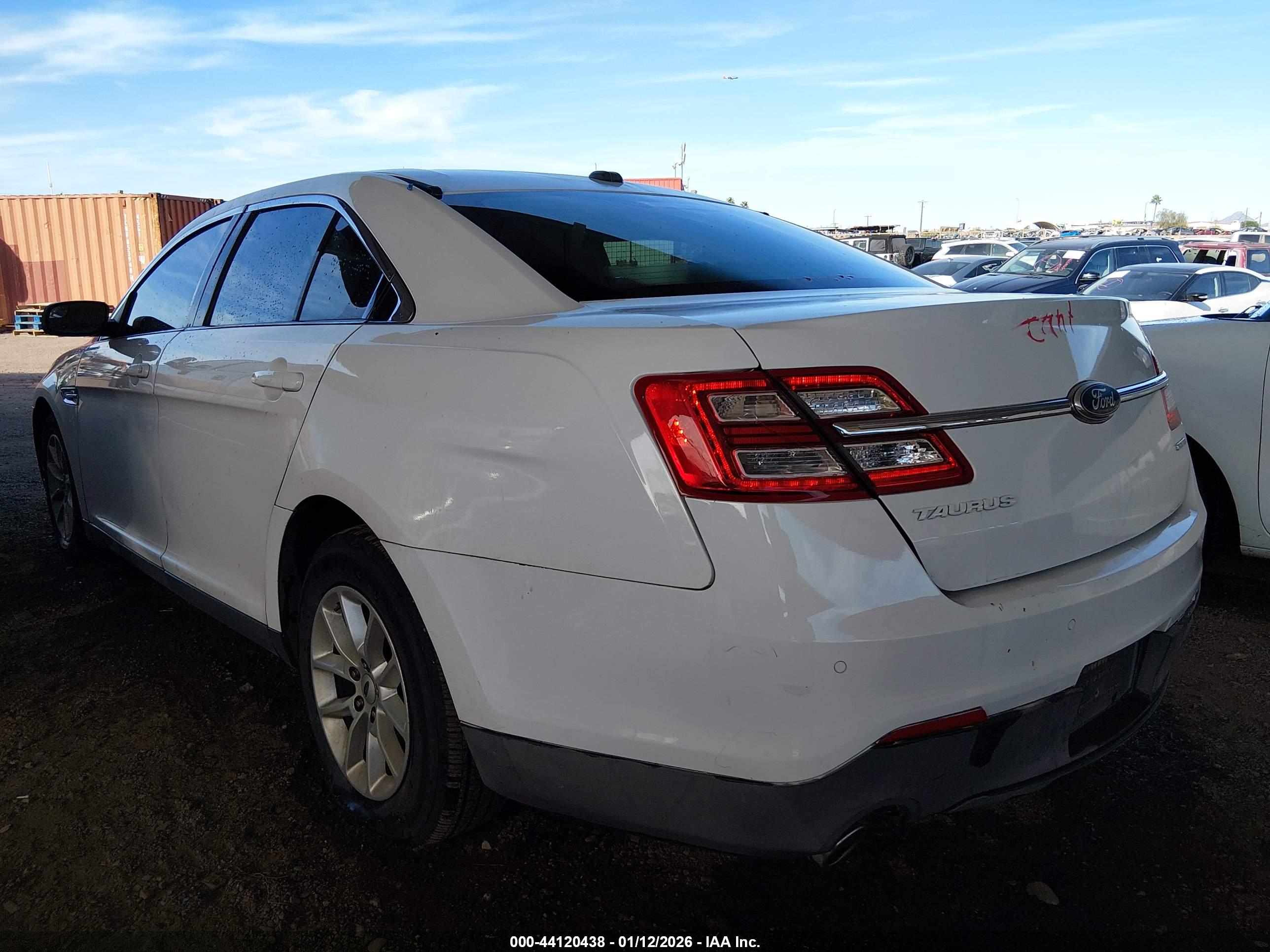 FORD TAURUS image 3
