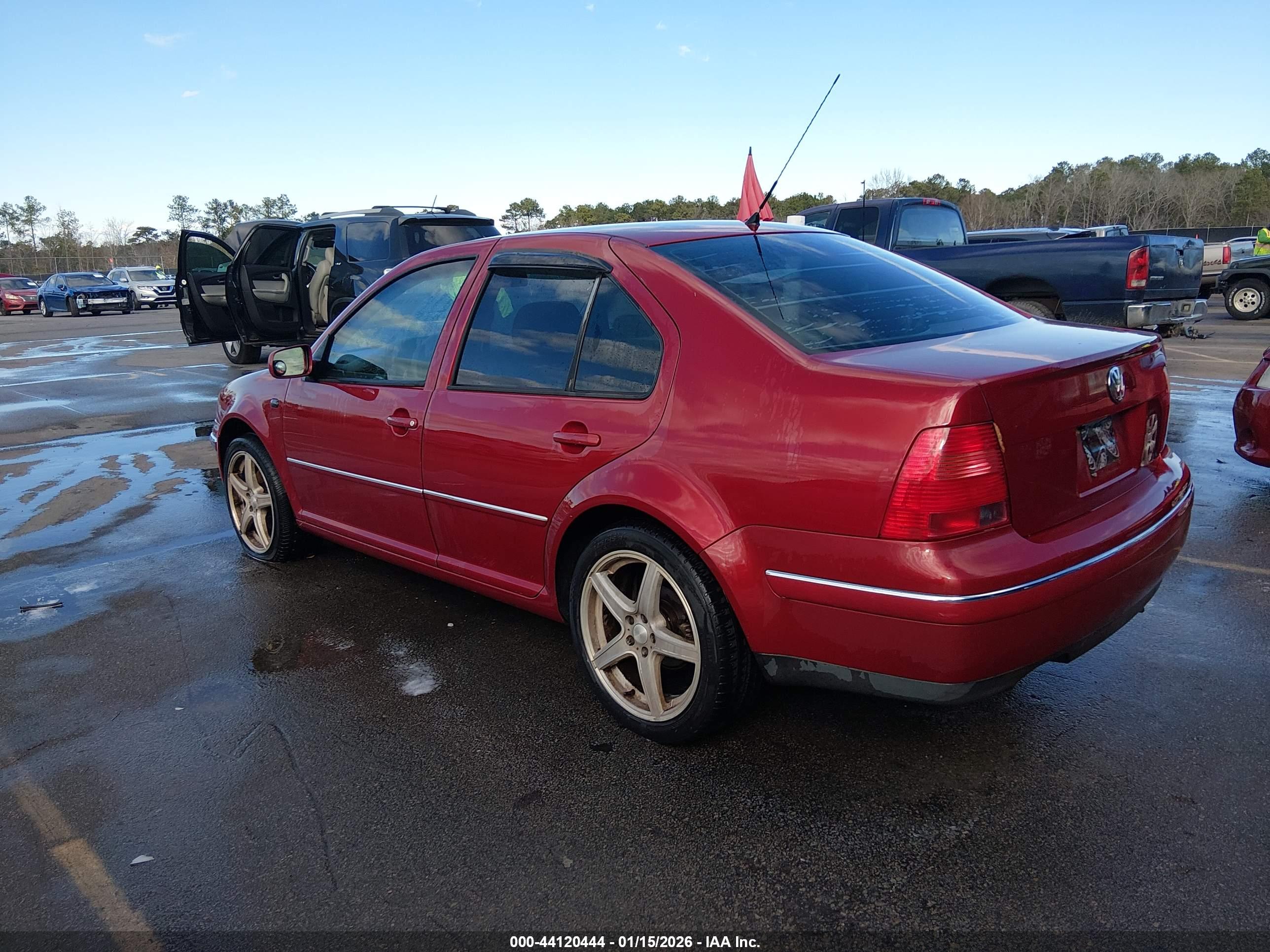 VOLKSWAGEN JETTA image 3