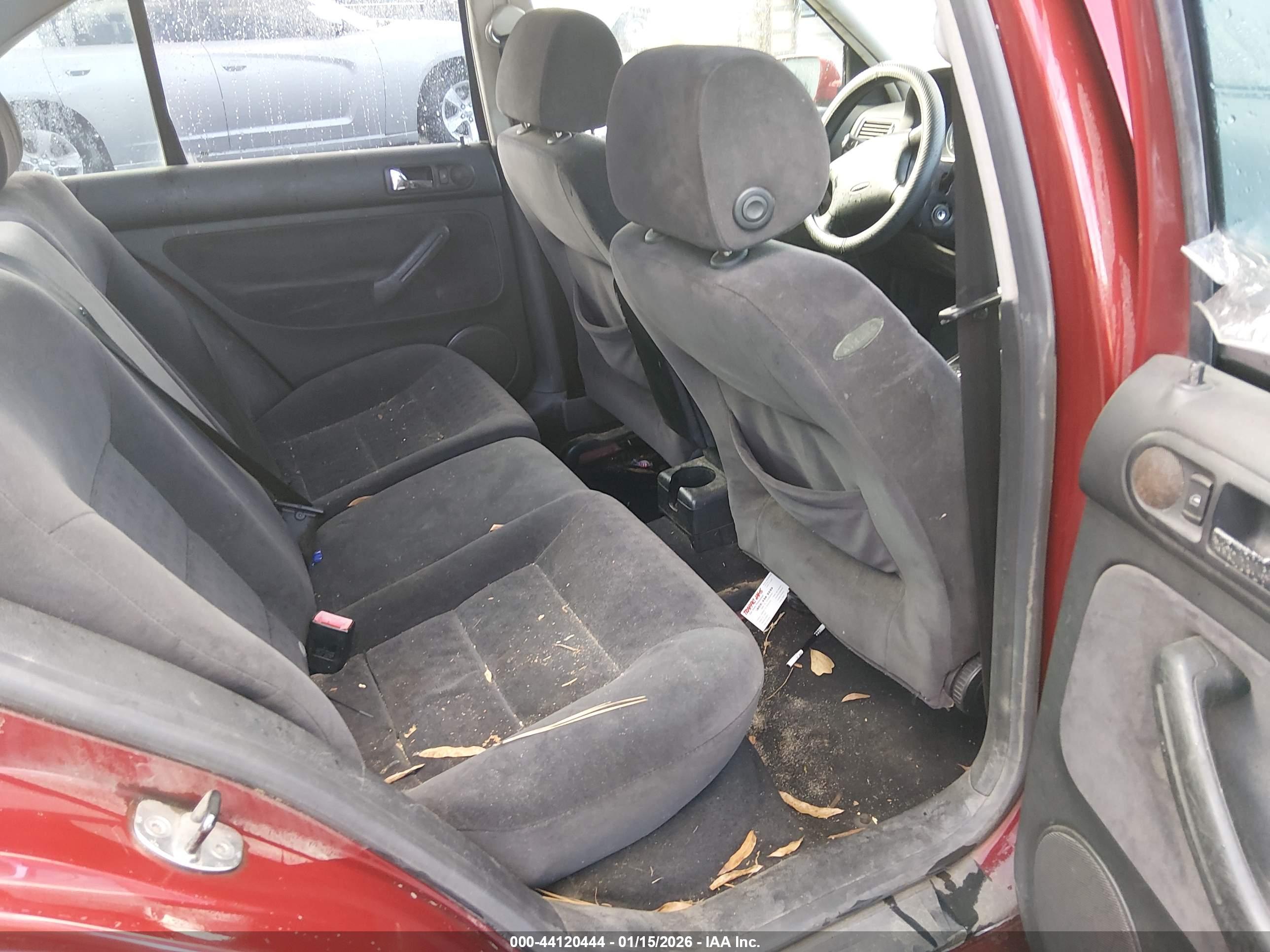 VOLKSWAGEN JETTA image 8