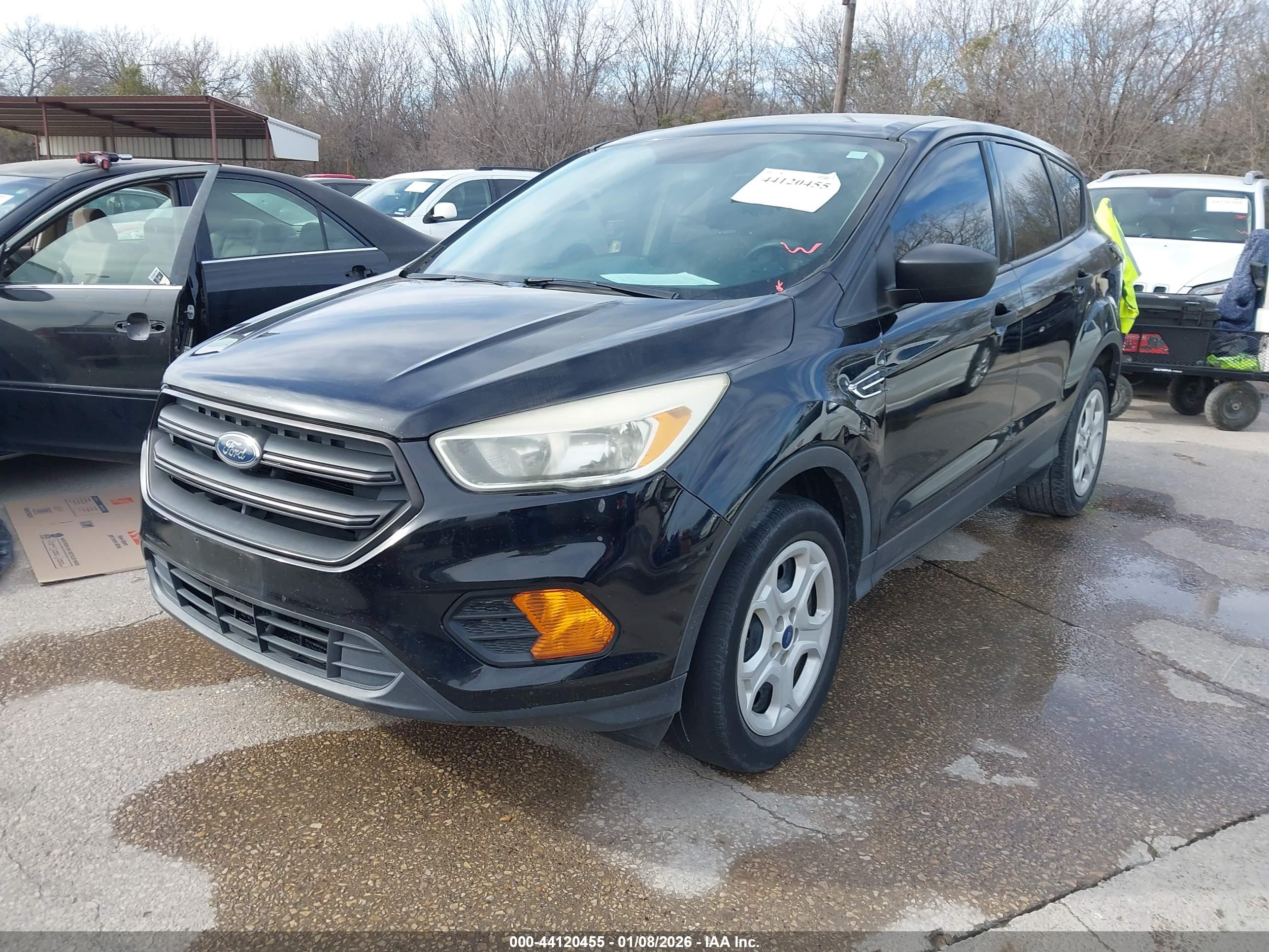 FORD ESCAPE image 2