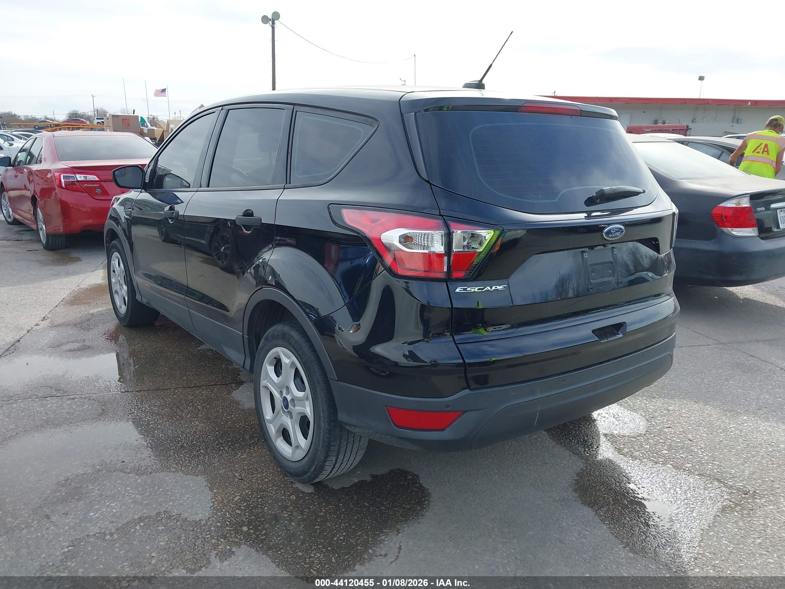 FORD ESCAPE image 3