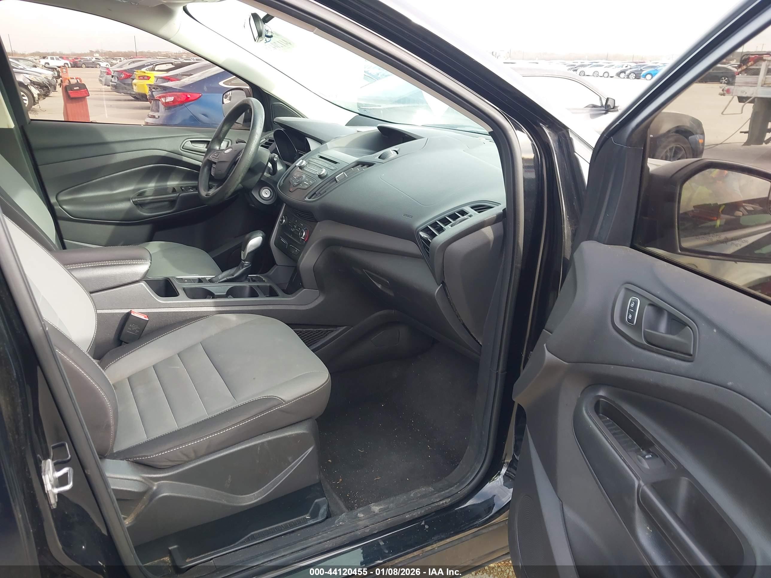 FORD ESCAPE image 5