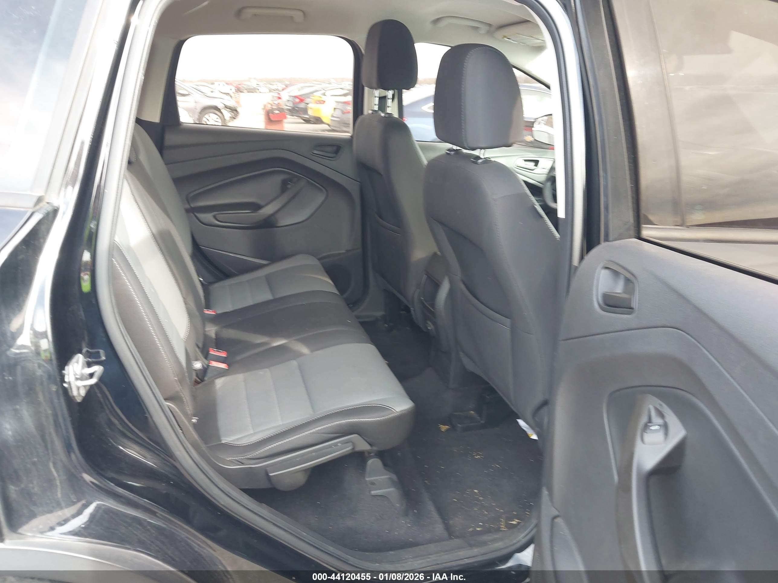 FORD ESCAPE image 8