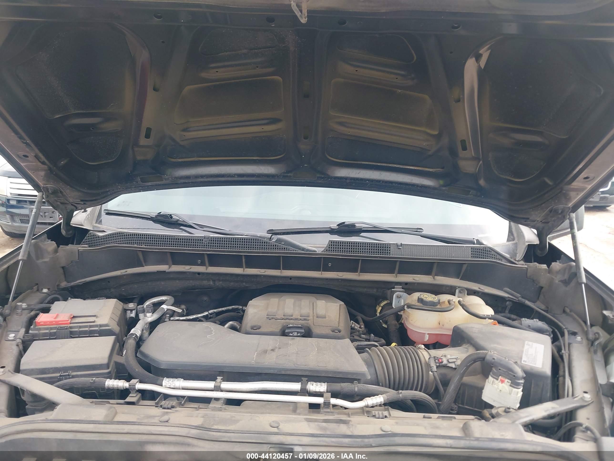 CHEVROLET SILVERADO image 10