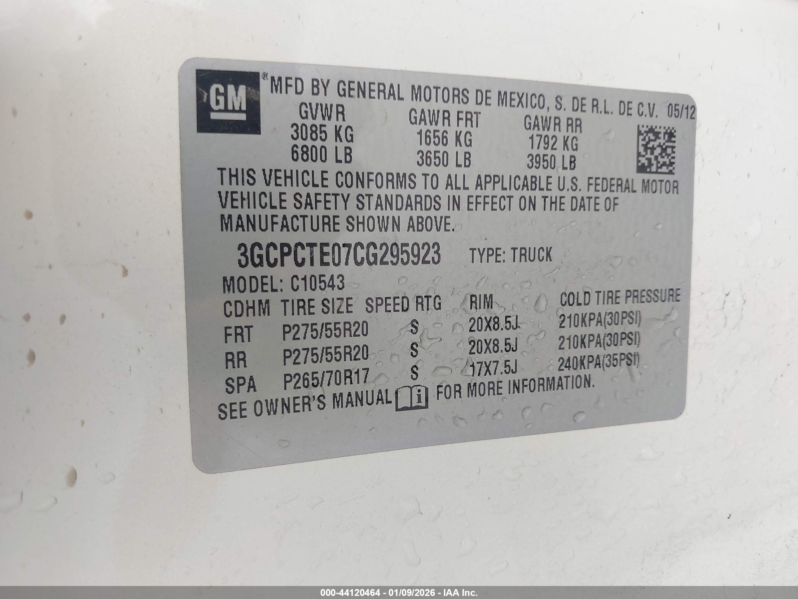 CHEVROLET SILVERADO image 9