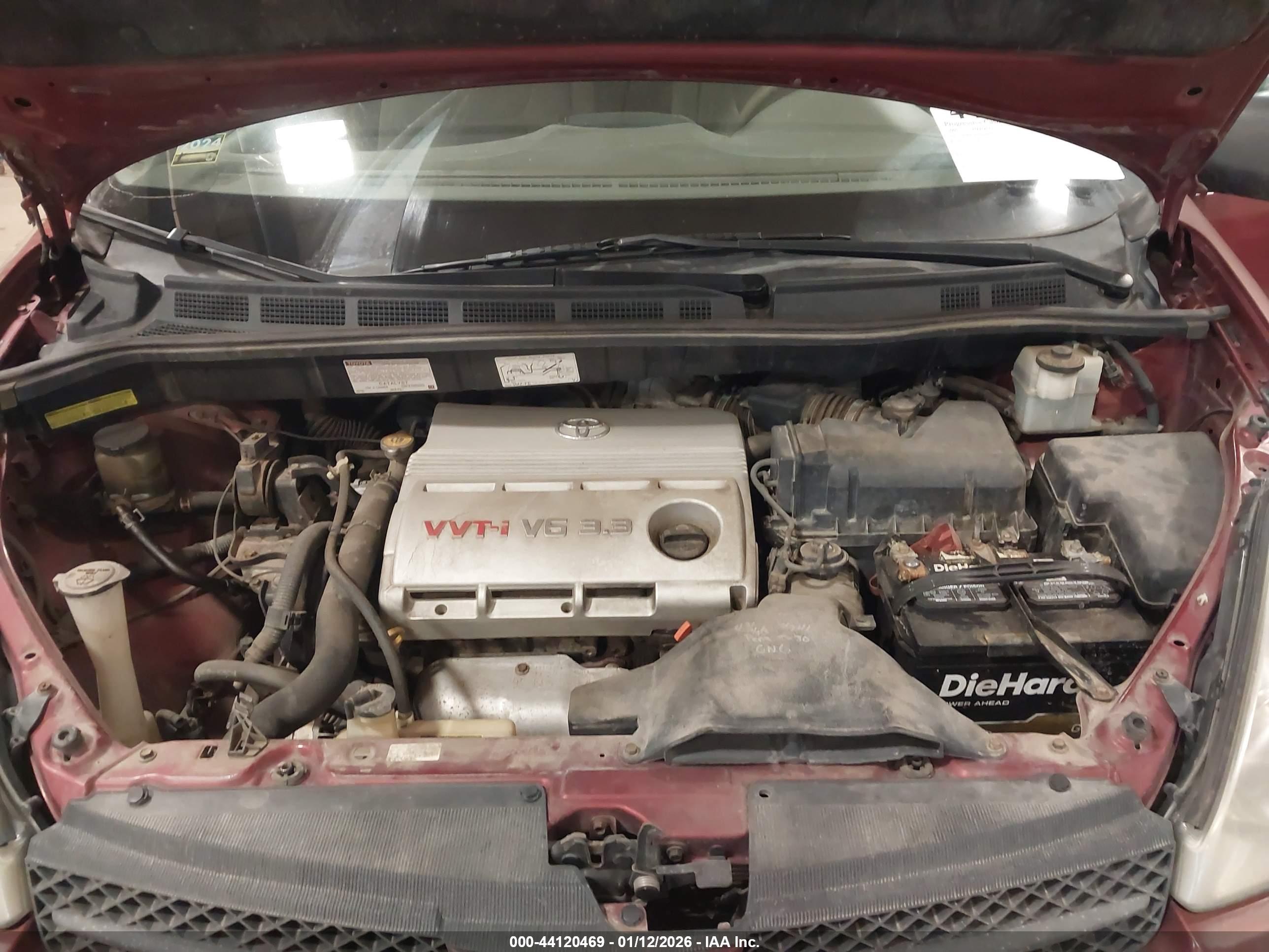 TOYOTA SIENNA image 10