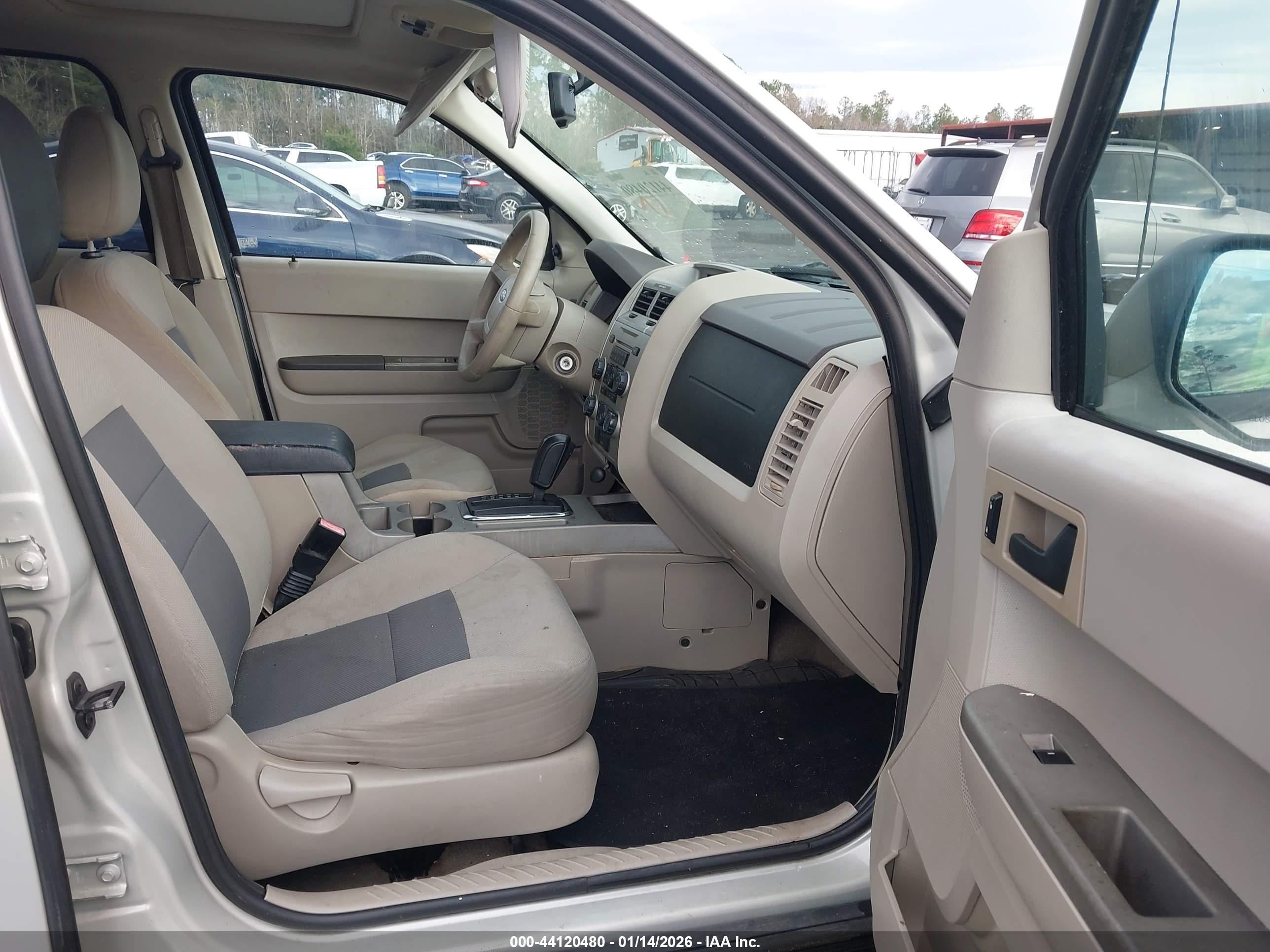 FORD ESCAPE image 5