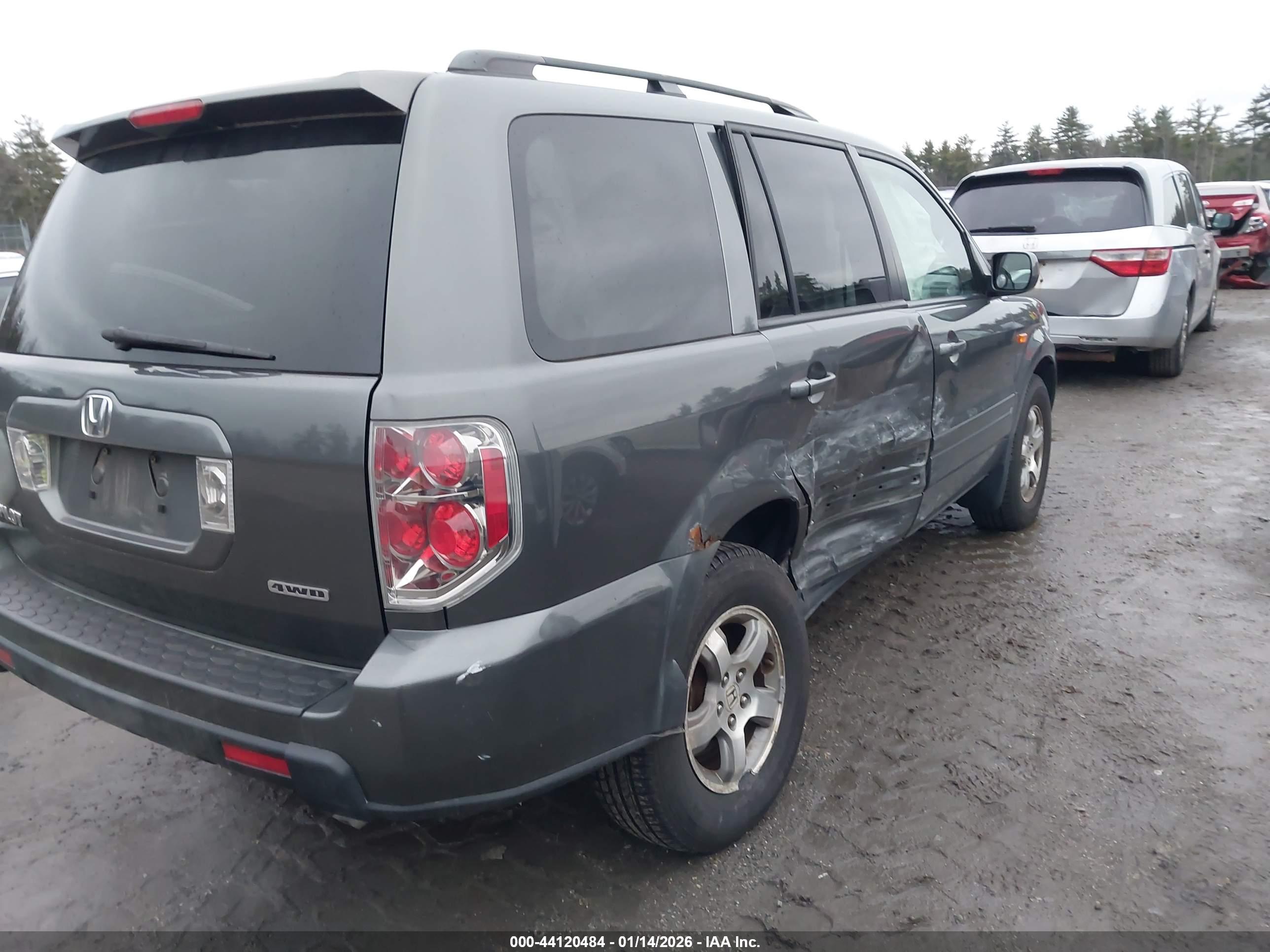 HONDA PILOT image 4