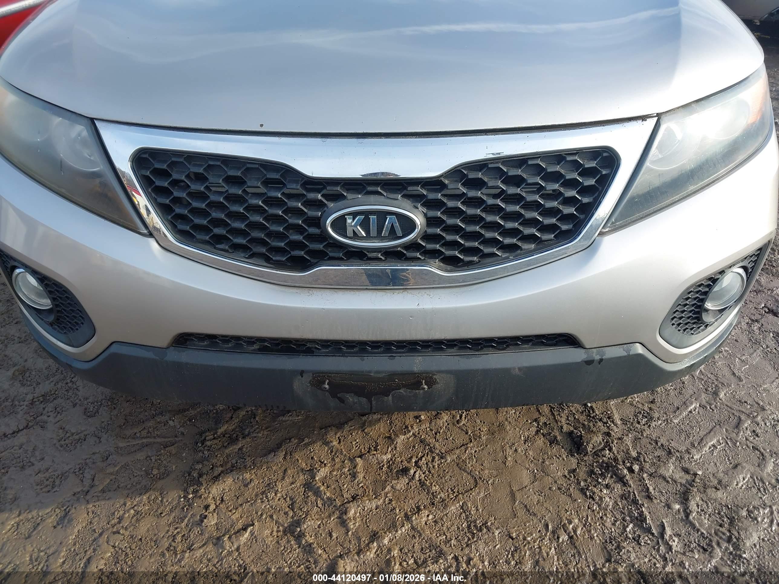 KIA SORENTO image 6