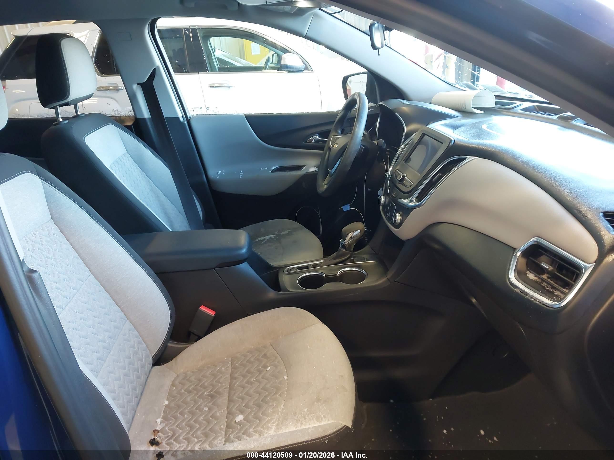 CHEVROLET EQUINOX image 5
