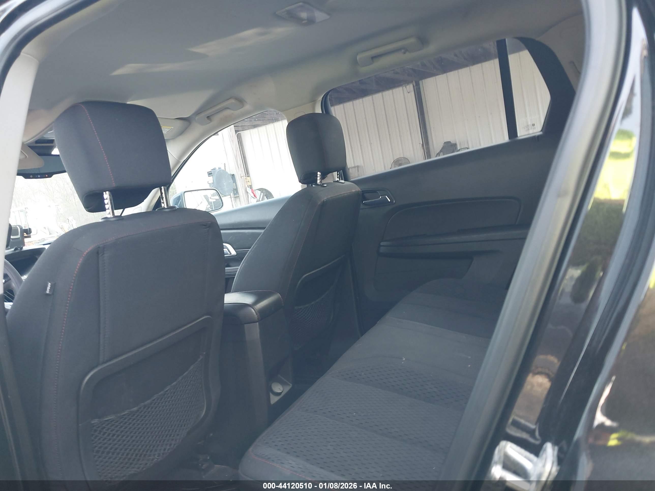 GMC TERRAIN image 8