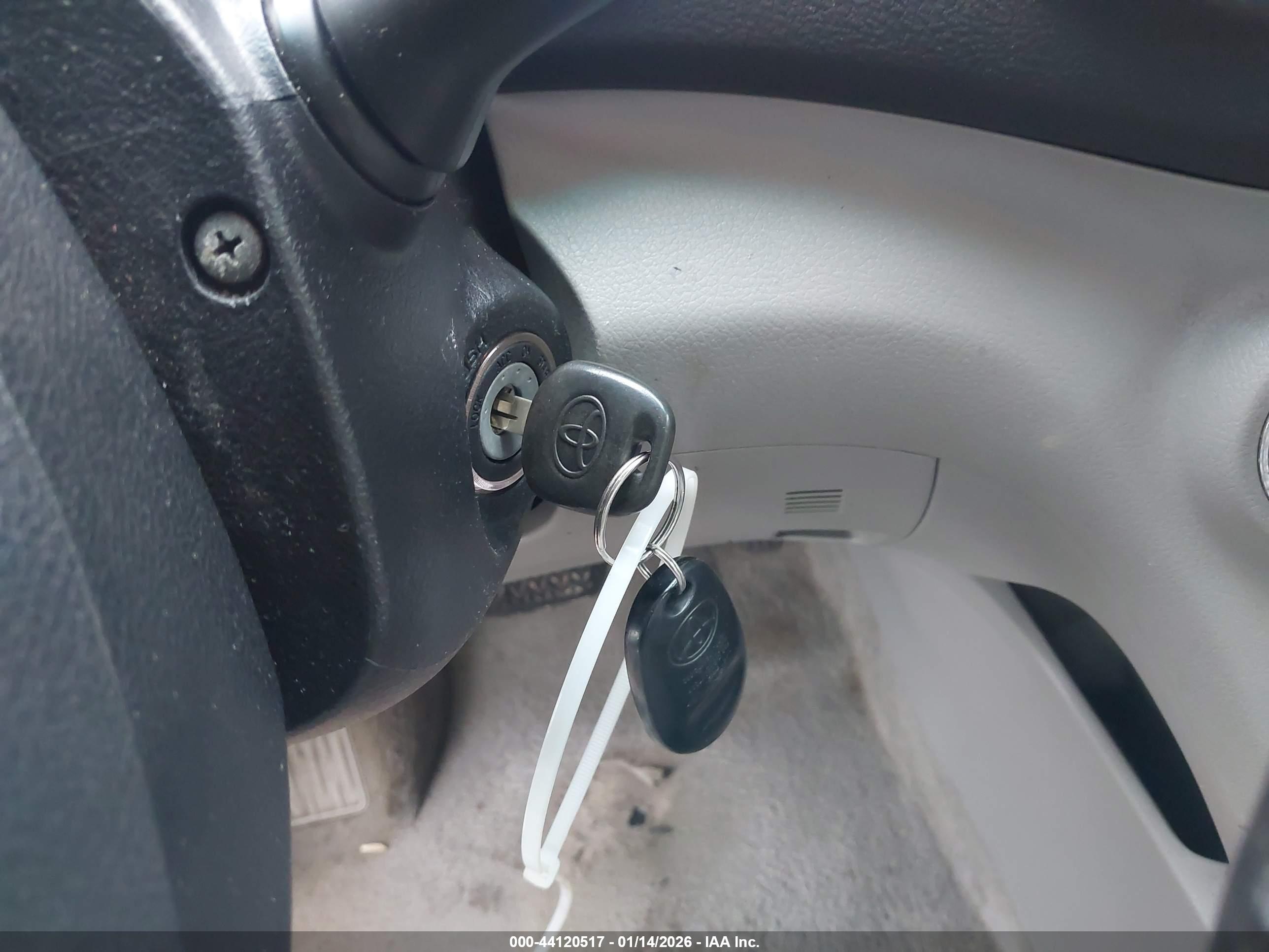 TOYOTA HIGHLANDER image 11