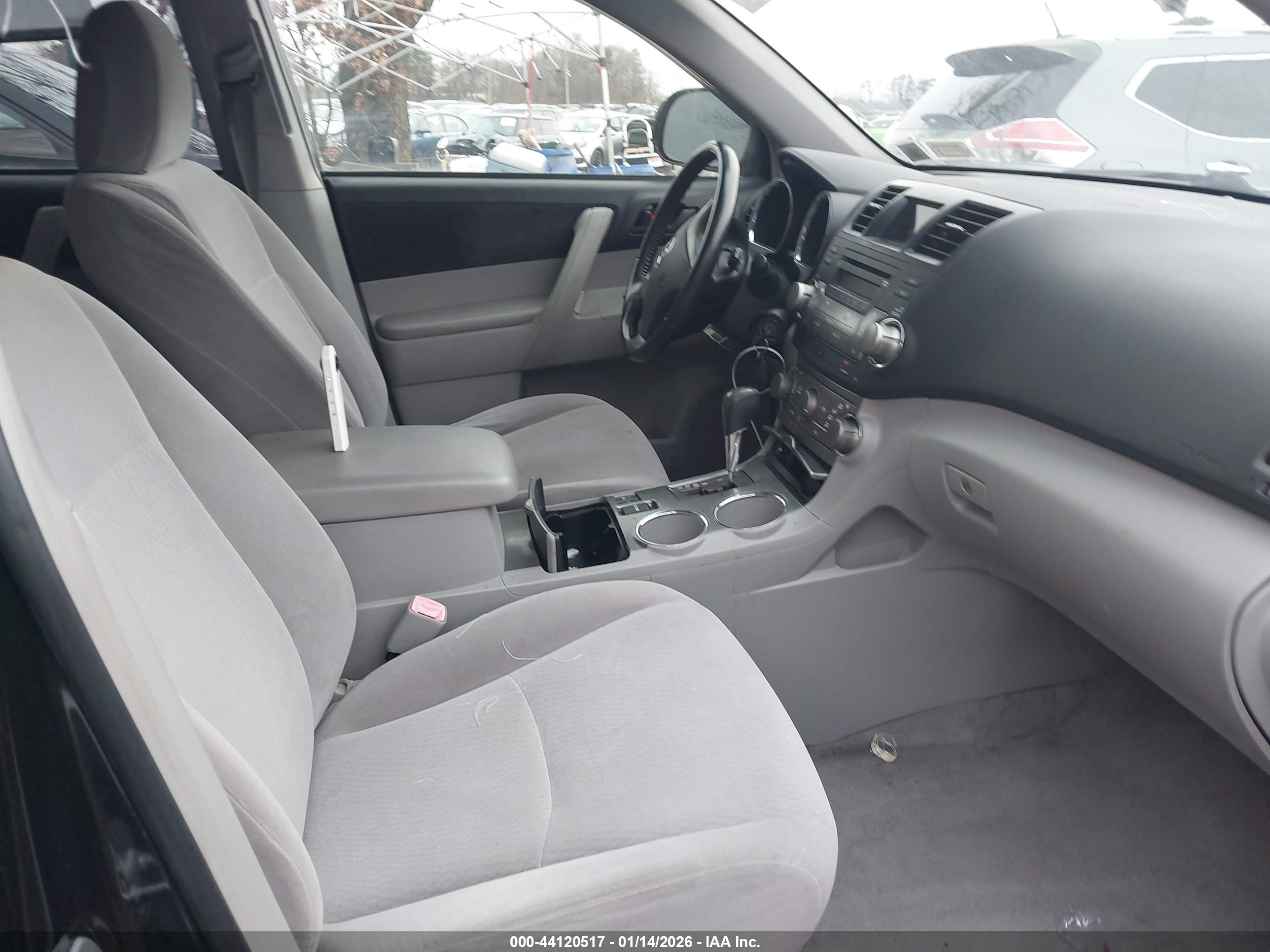TOYOTA HIGHLANDER image 5