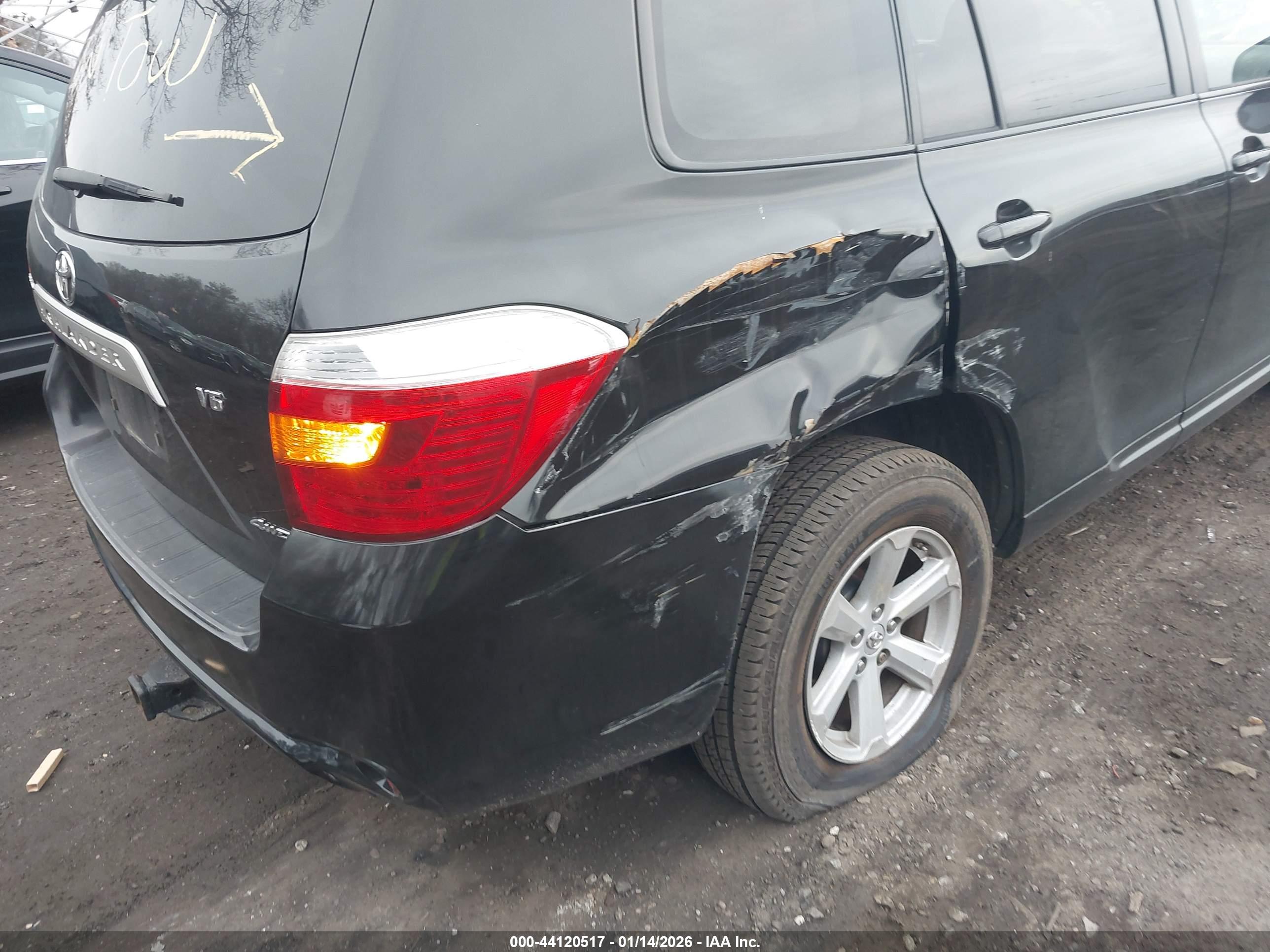 TOYOTA HIGHLANDER image 6