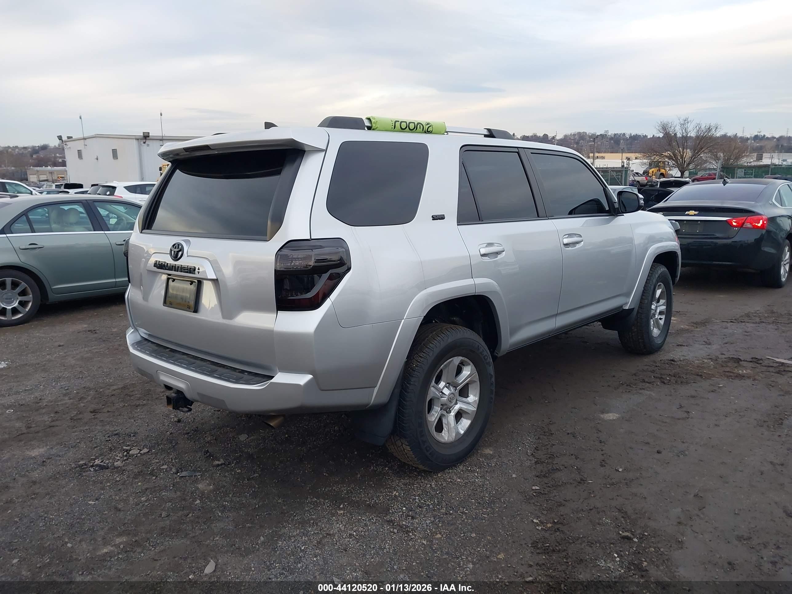 TOYOTA 4RUNNER image 4