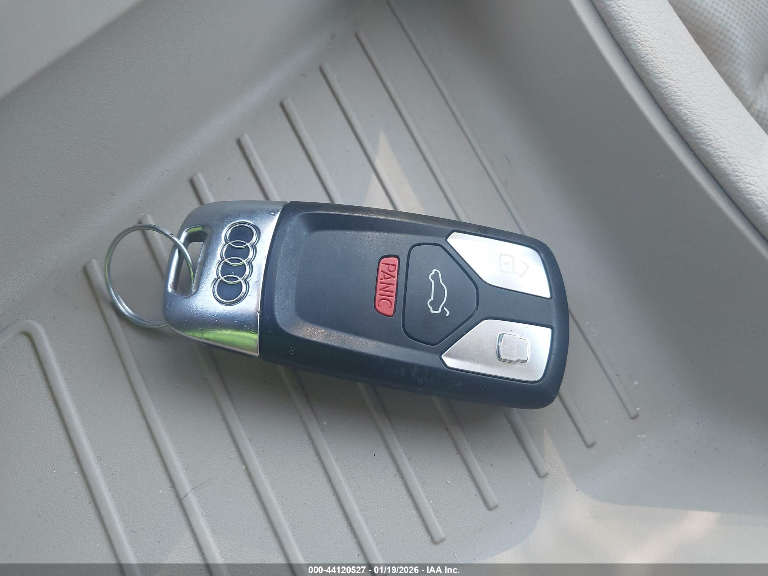 AUDI Q7 image 11