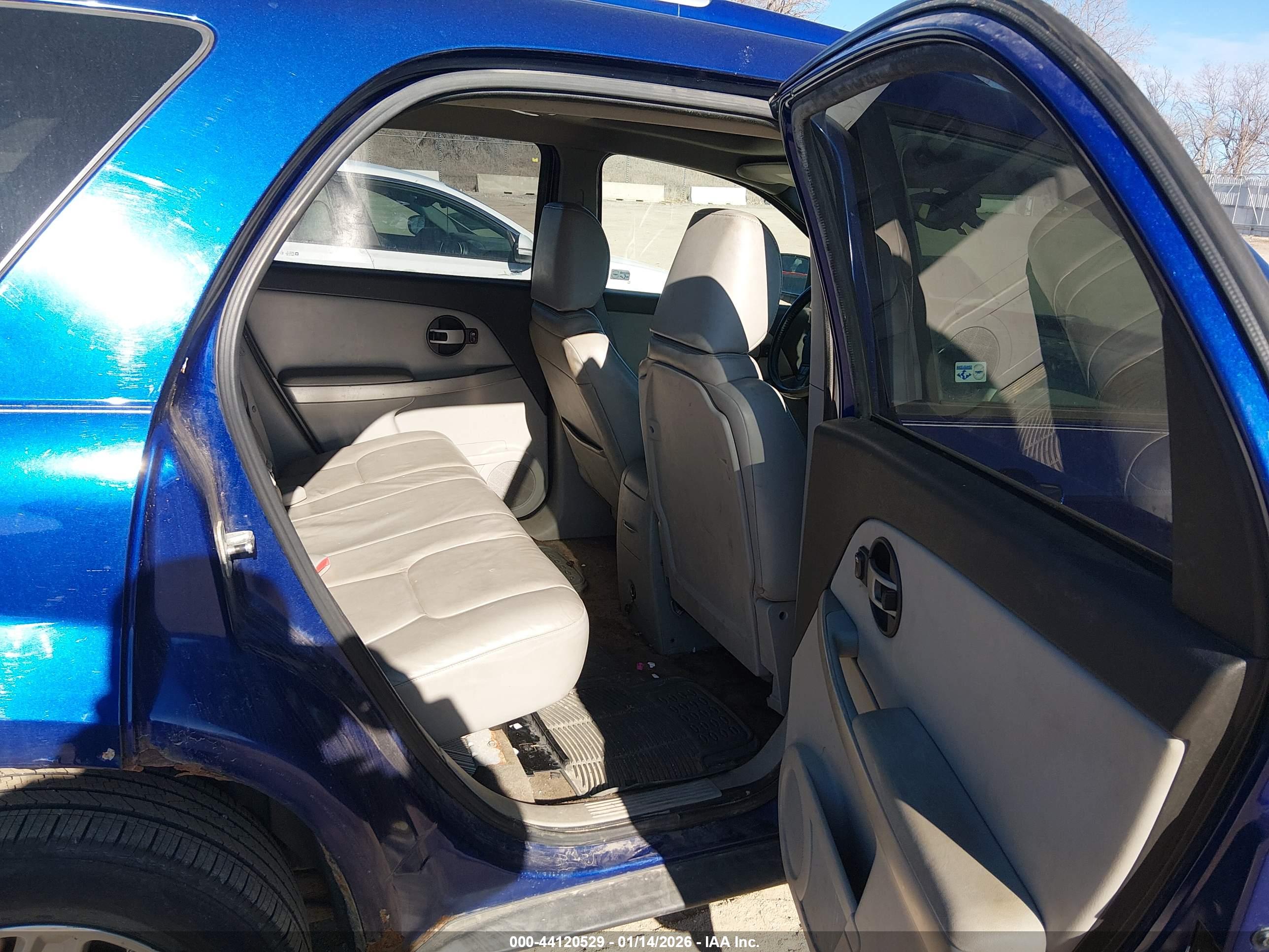 CHEVROLET EQUINOX image 8