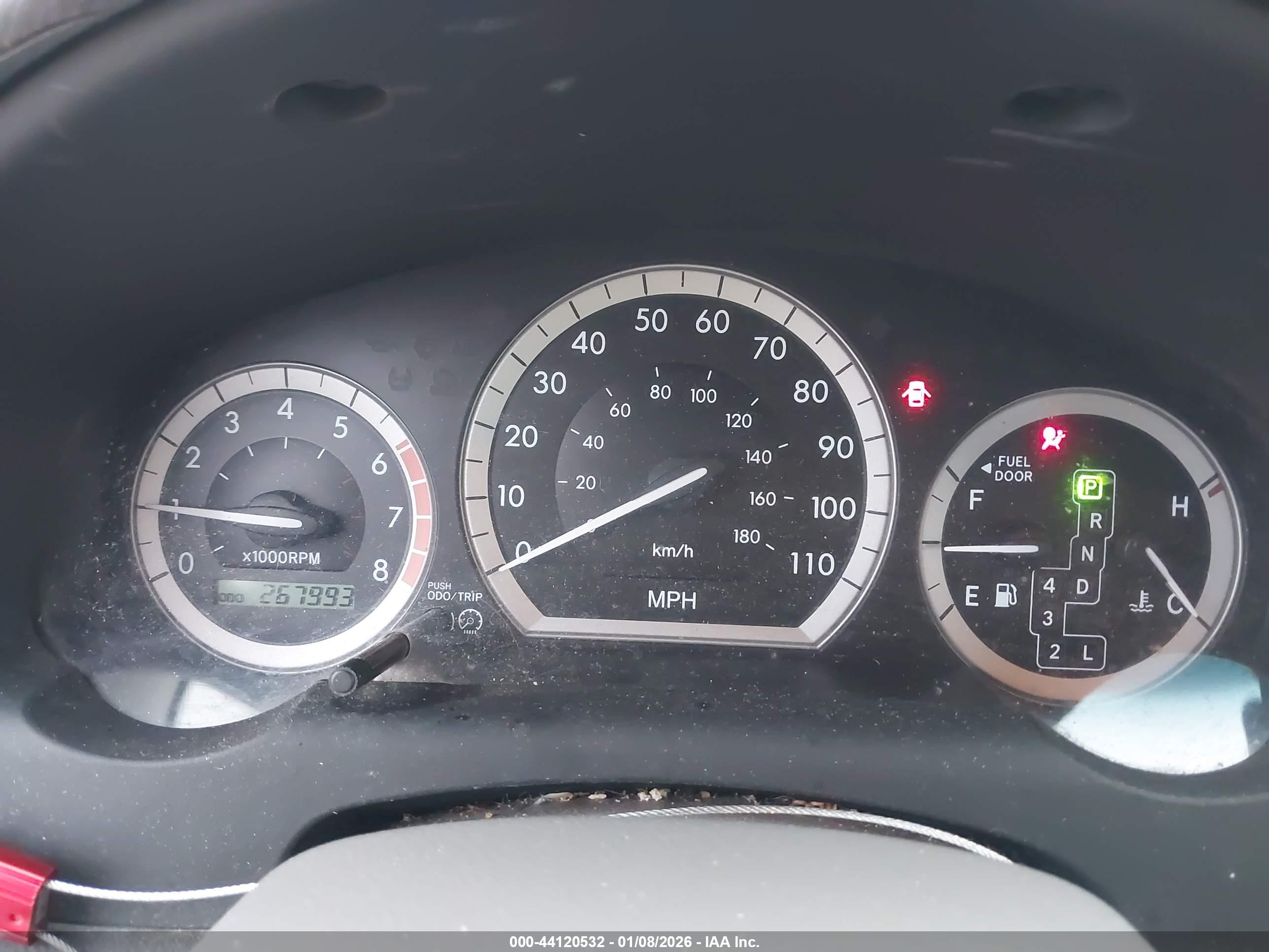 TOYOTA SIENNA image 7