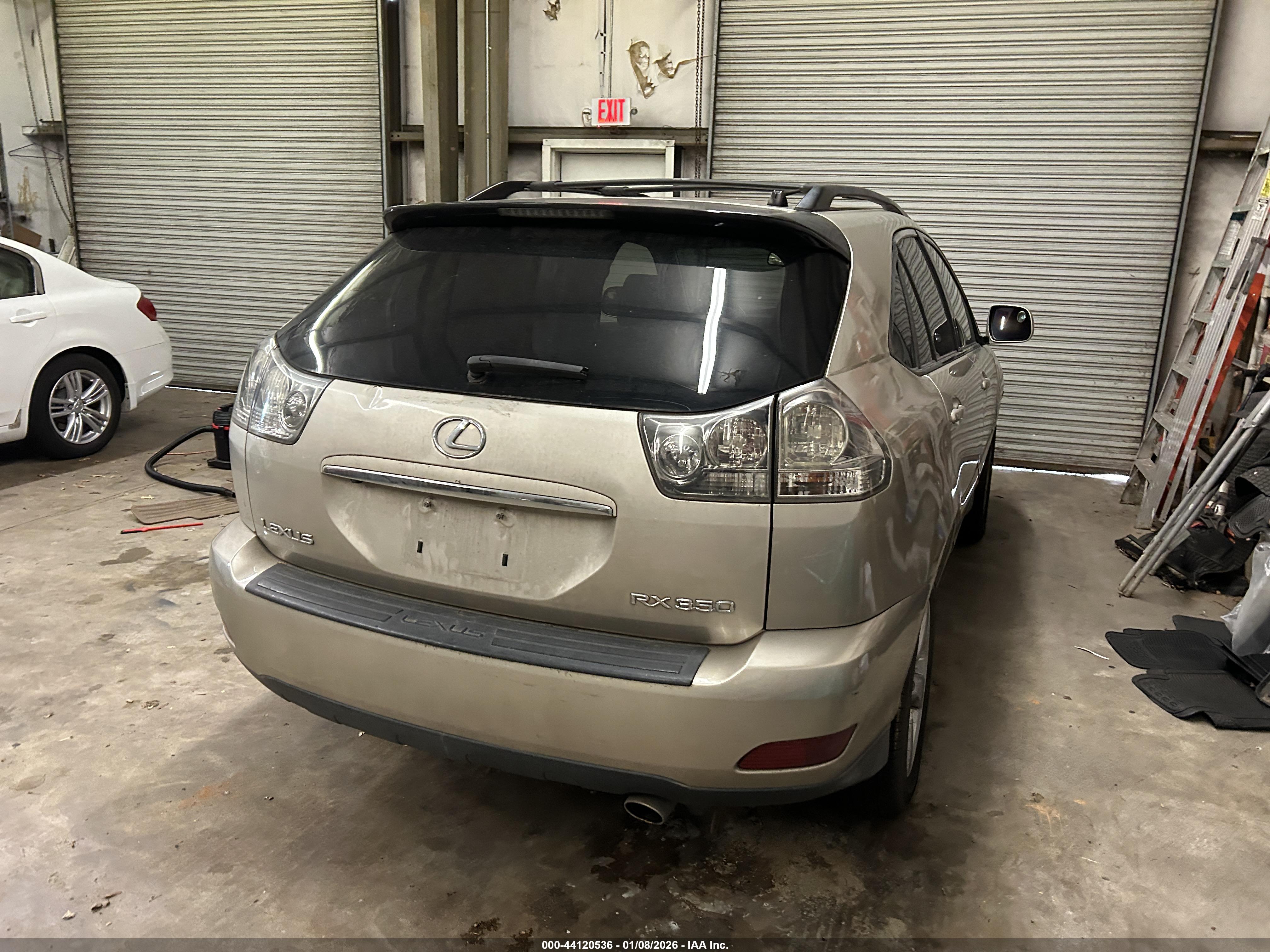 LEXUS RX image 4