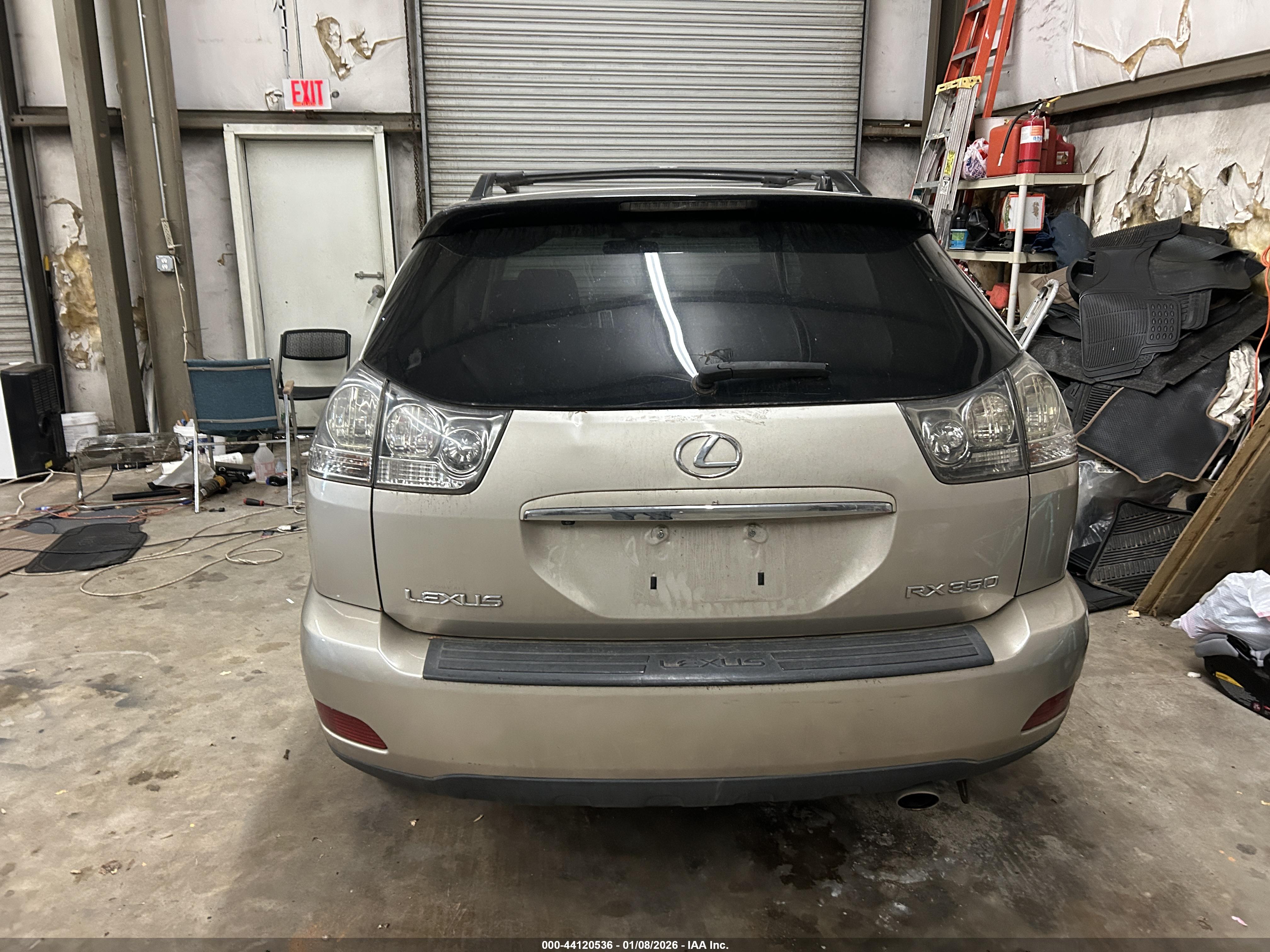 LEXUS RX image 6