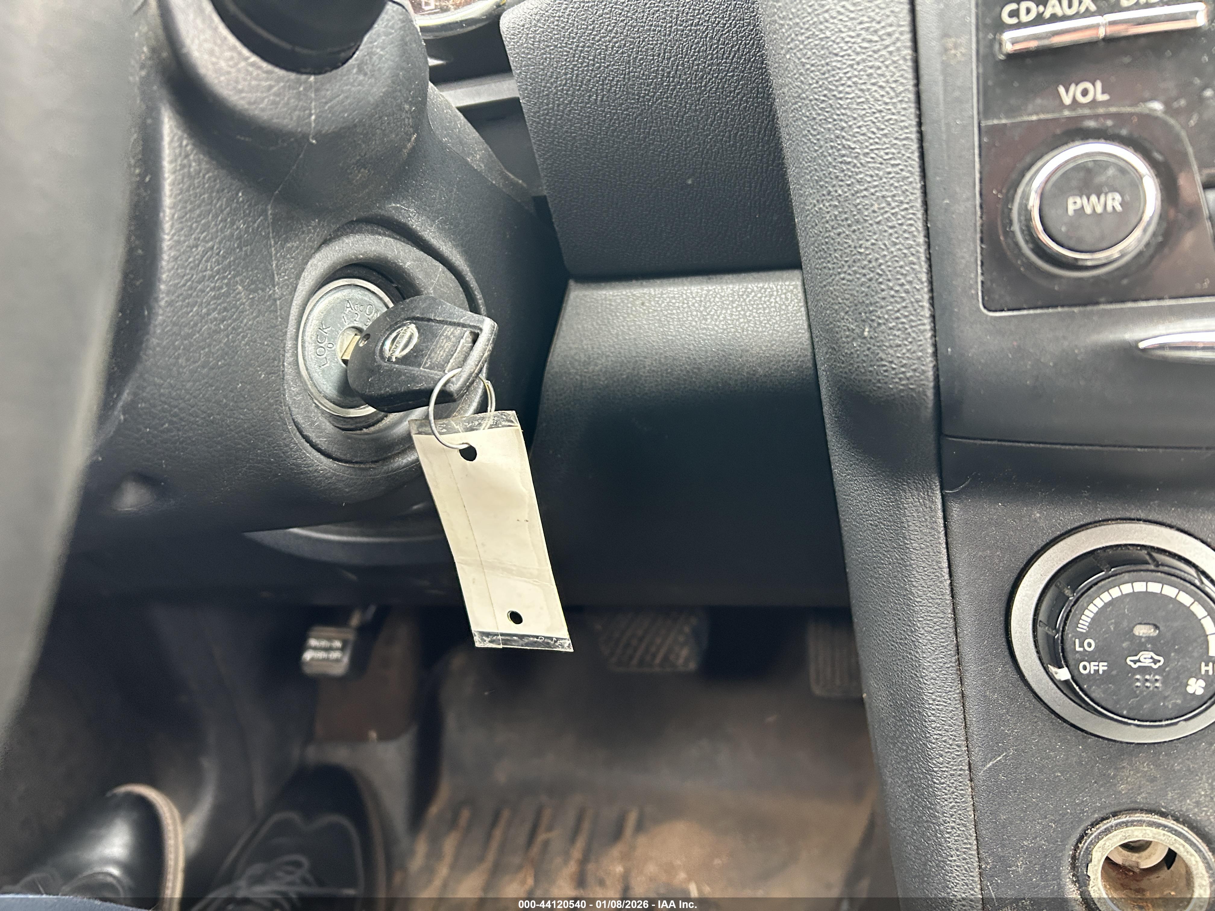 NISSAN ROGUE image 11