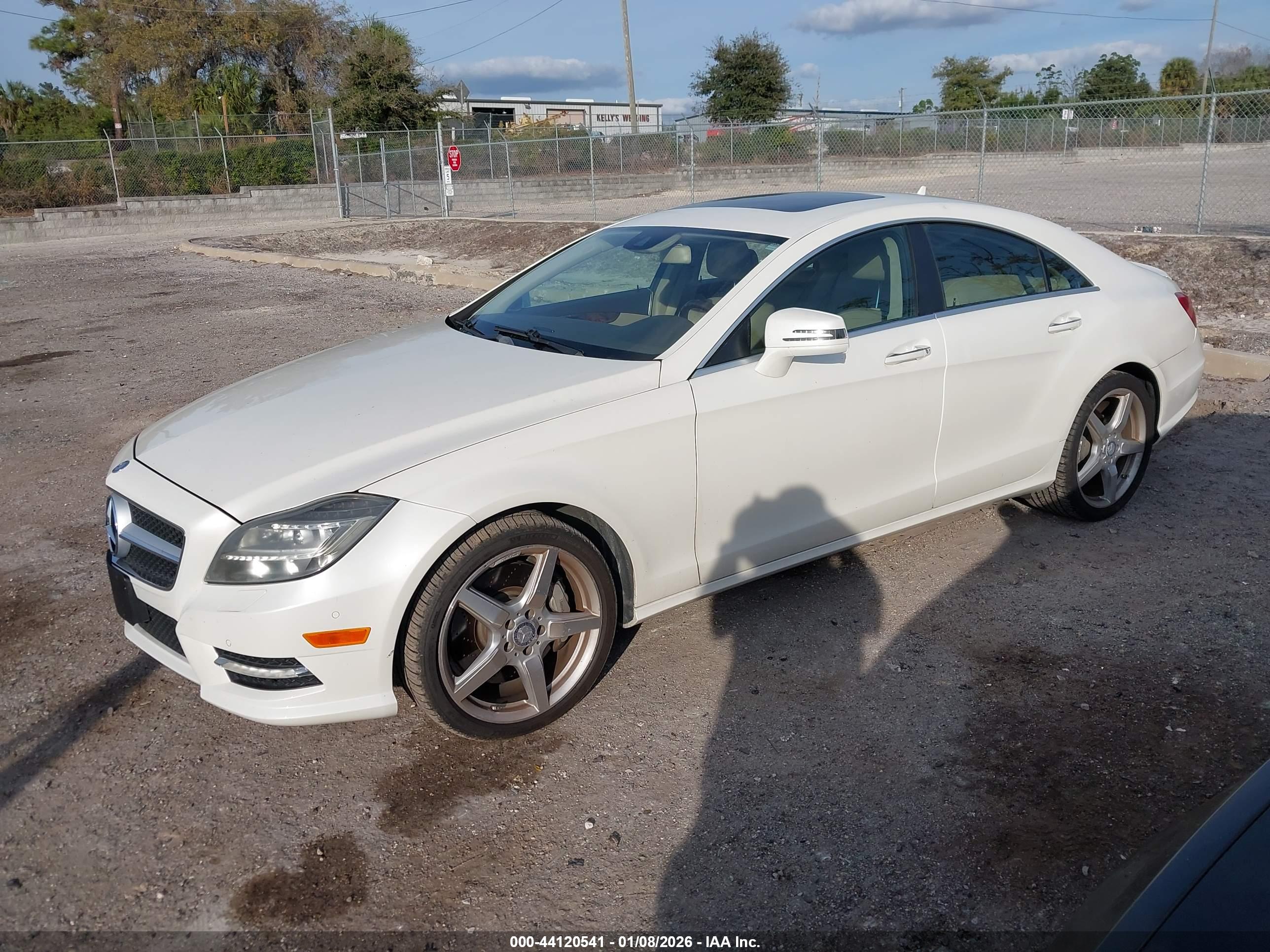 MERCEDES-BENZ CLS image 2
