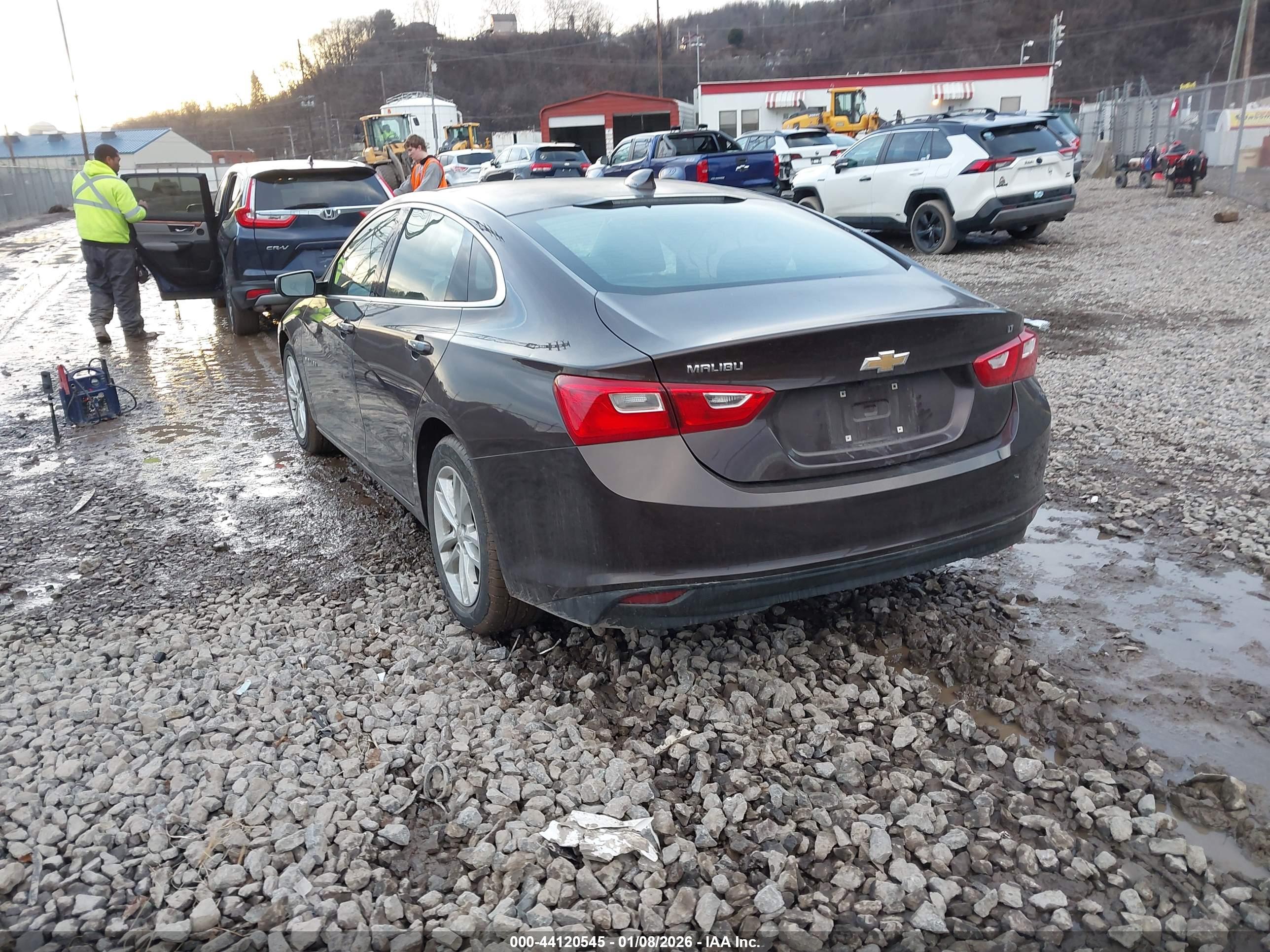 CHEVROLET MALIBU image 3