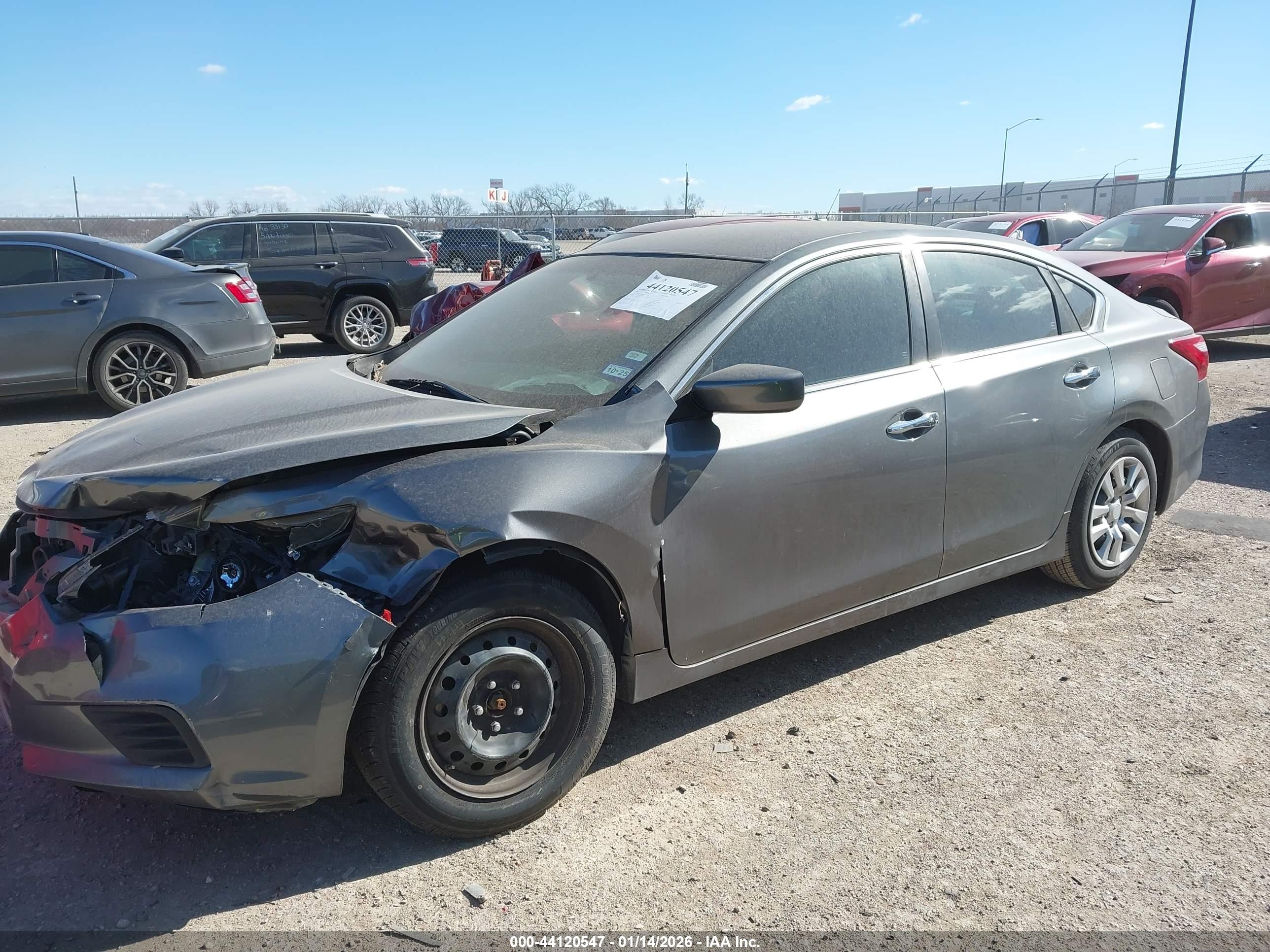 NISSAN ALTIMA image 2