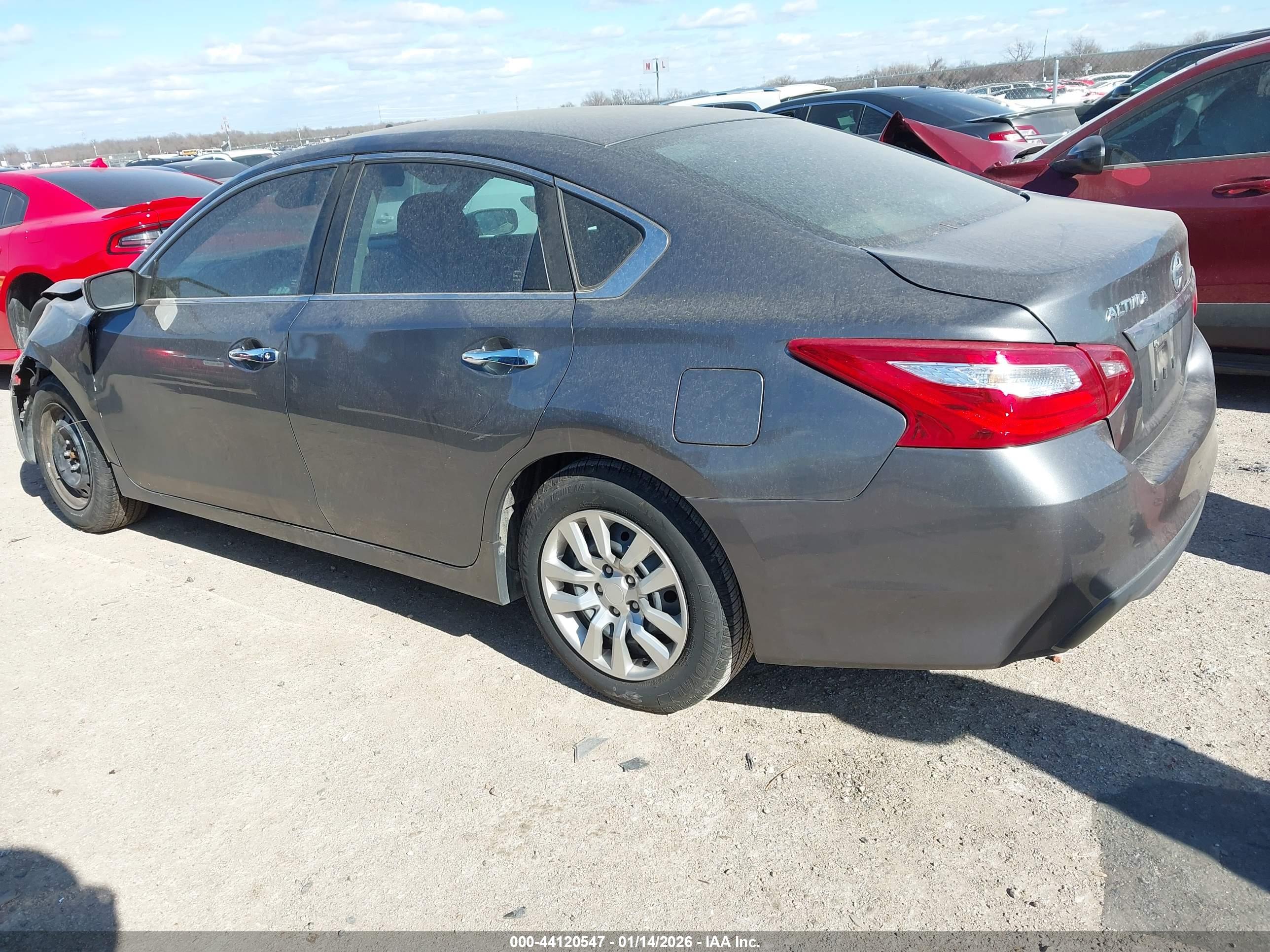 NISSAN ALTIMA image 3