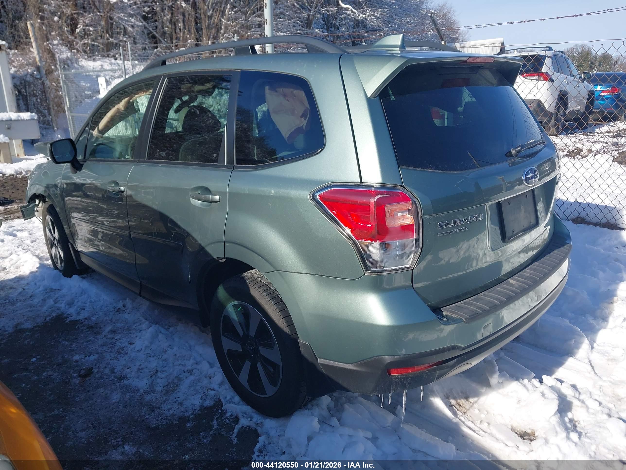 SUBARU FORESTER image 3