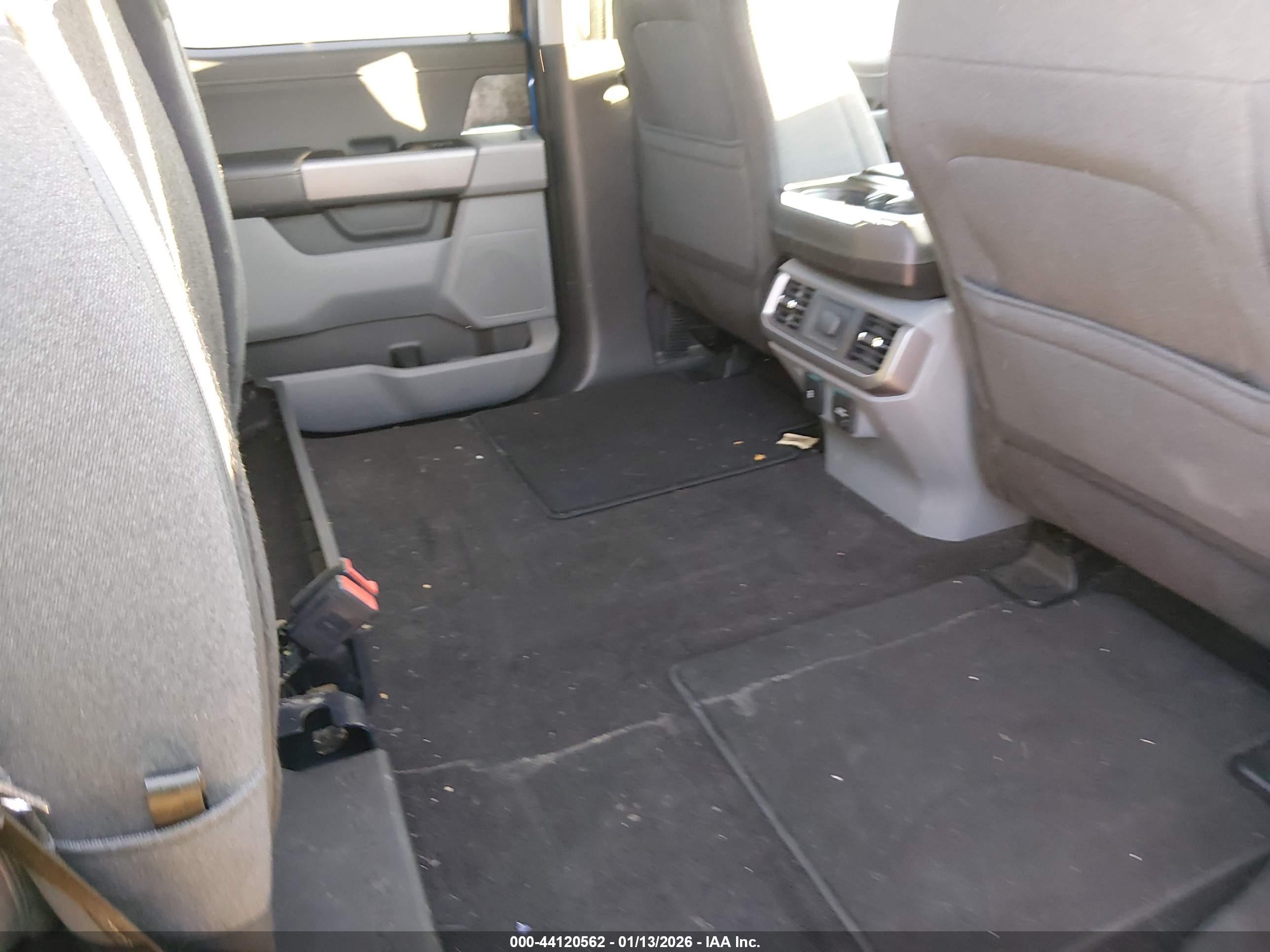 FORD F-150 image 8