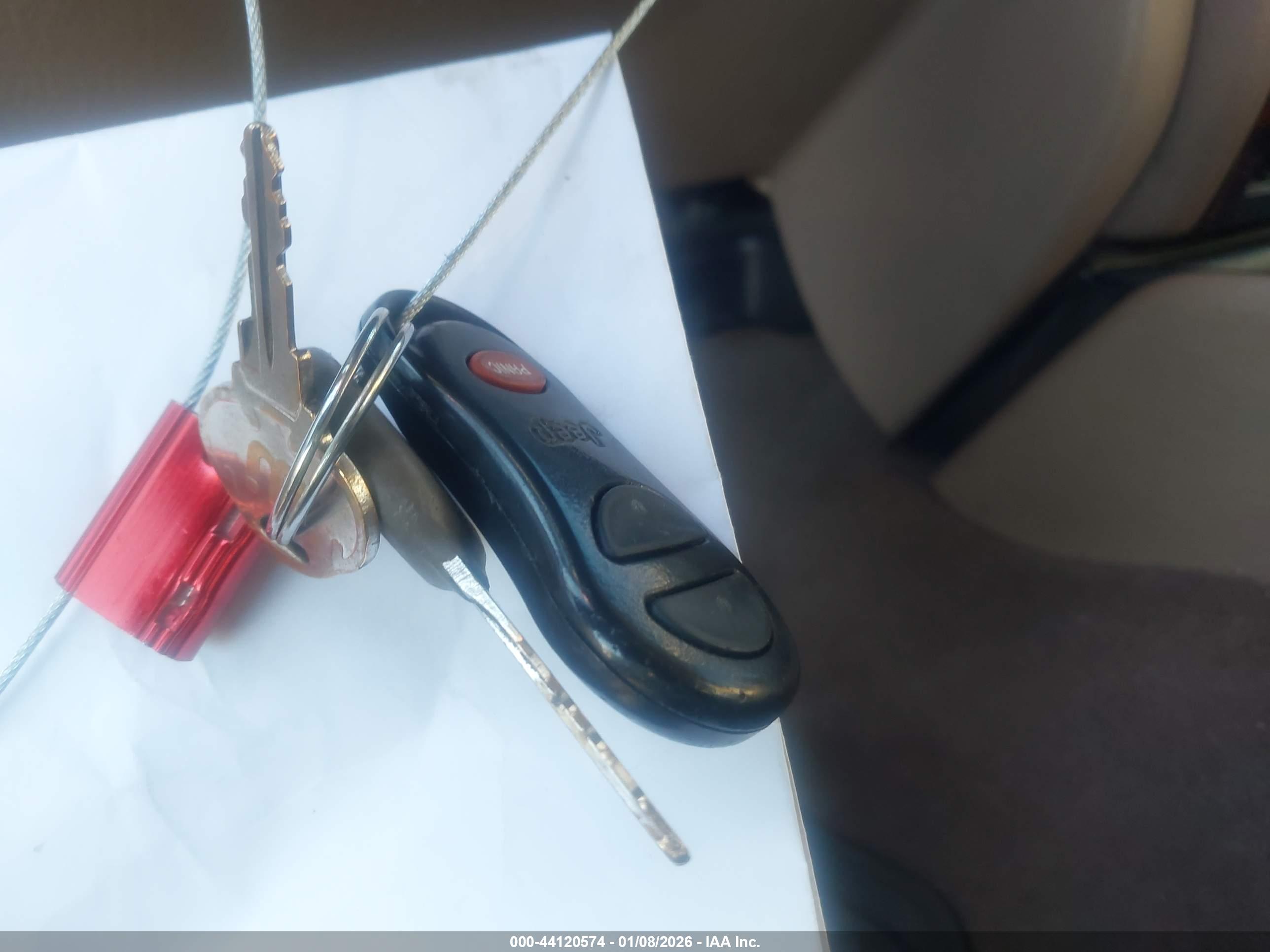 JEEP GRAND image 11