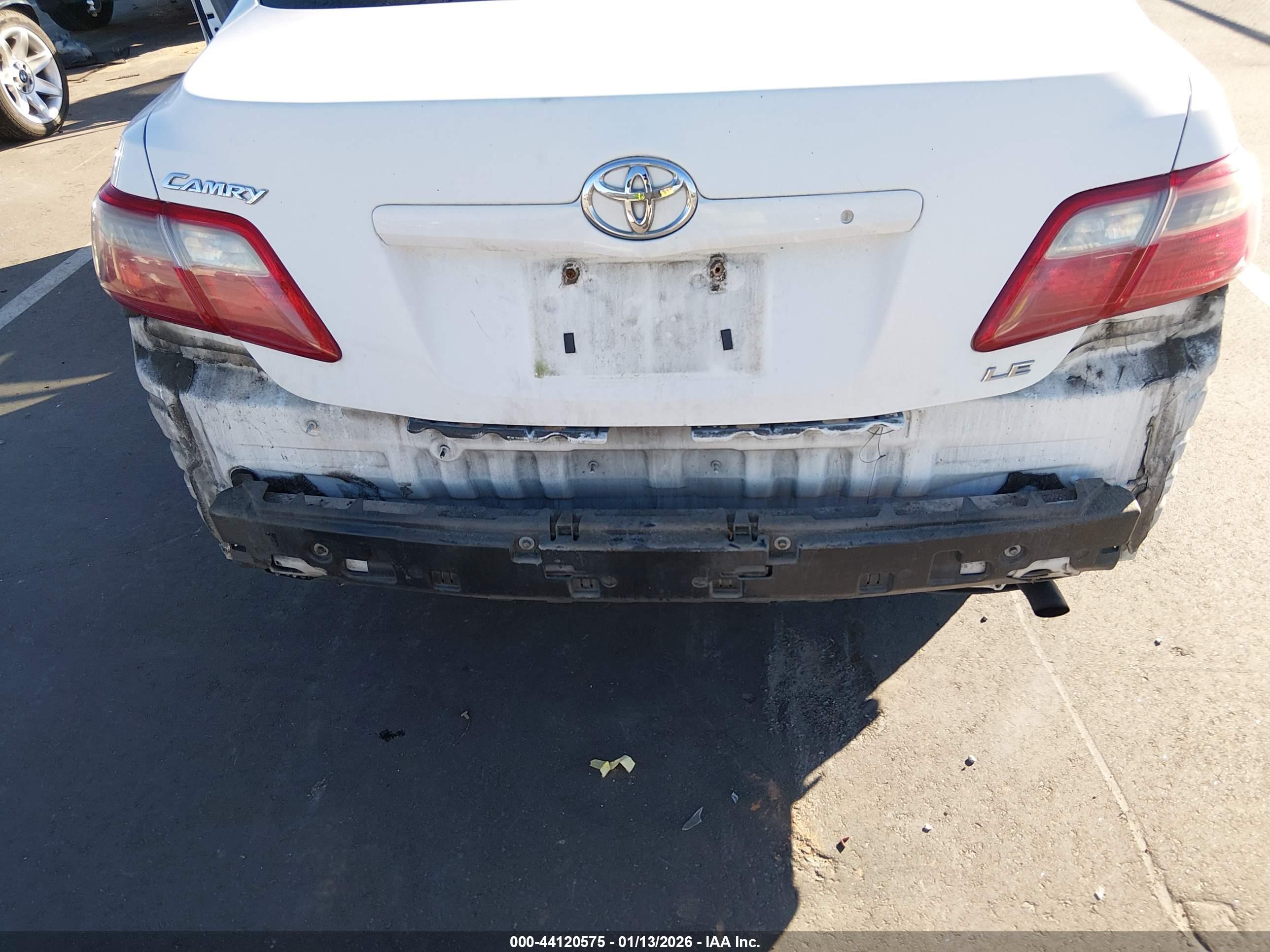 TOYOTA CAMRY image 6