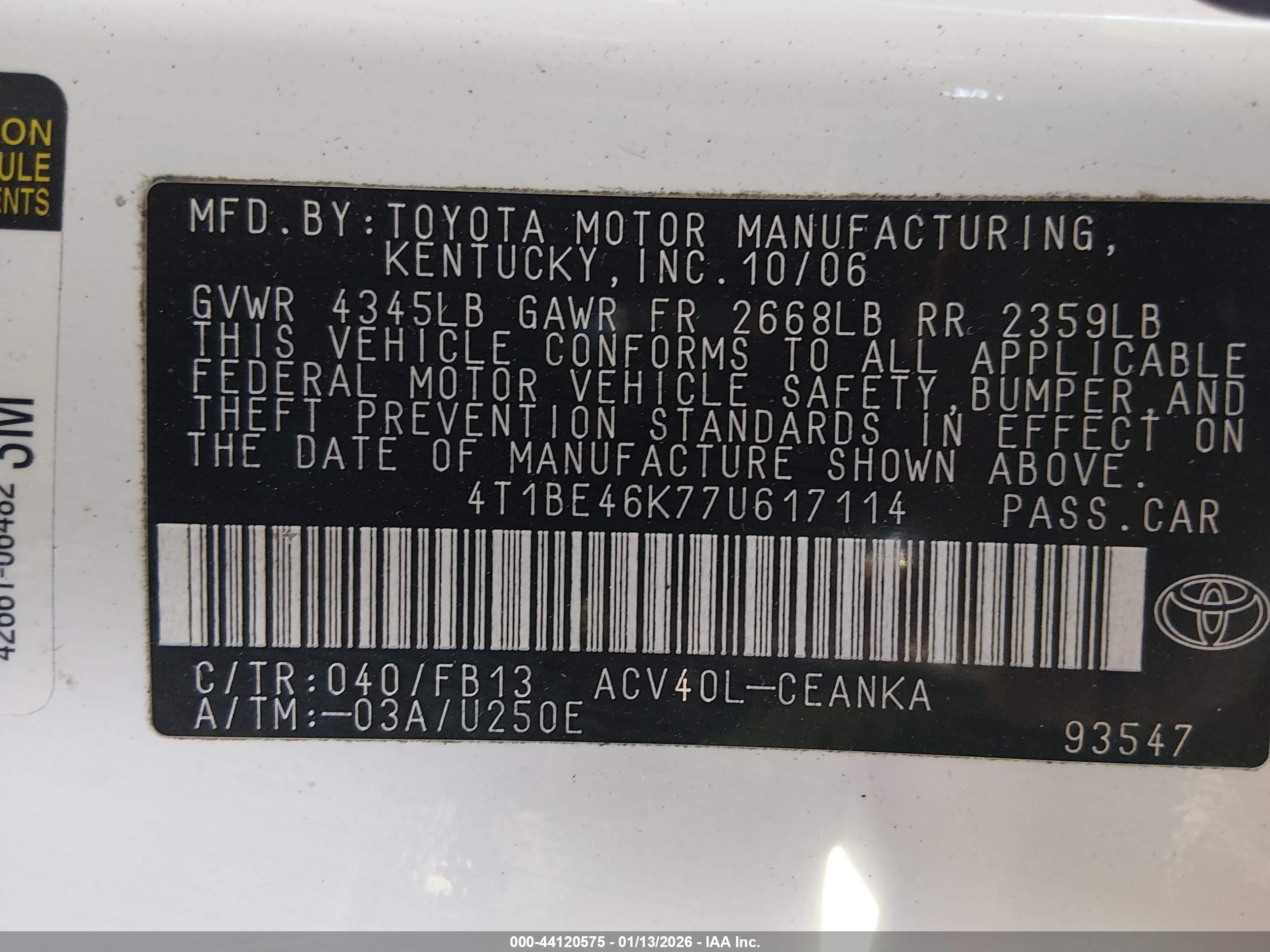 TOYOTA CAMRY image 9