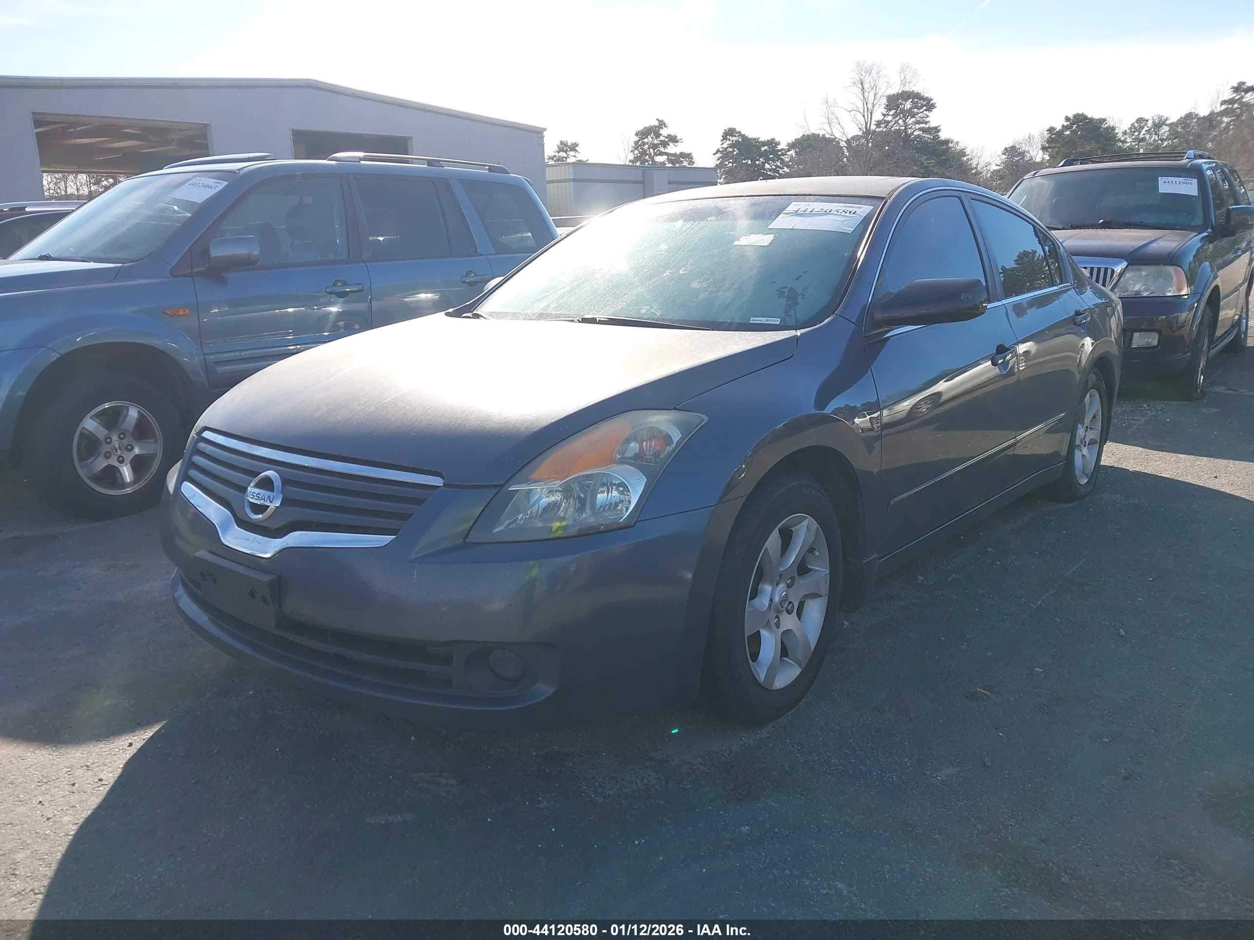 NISSAN ALTIMA image 2