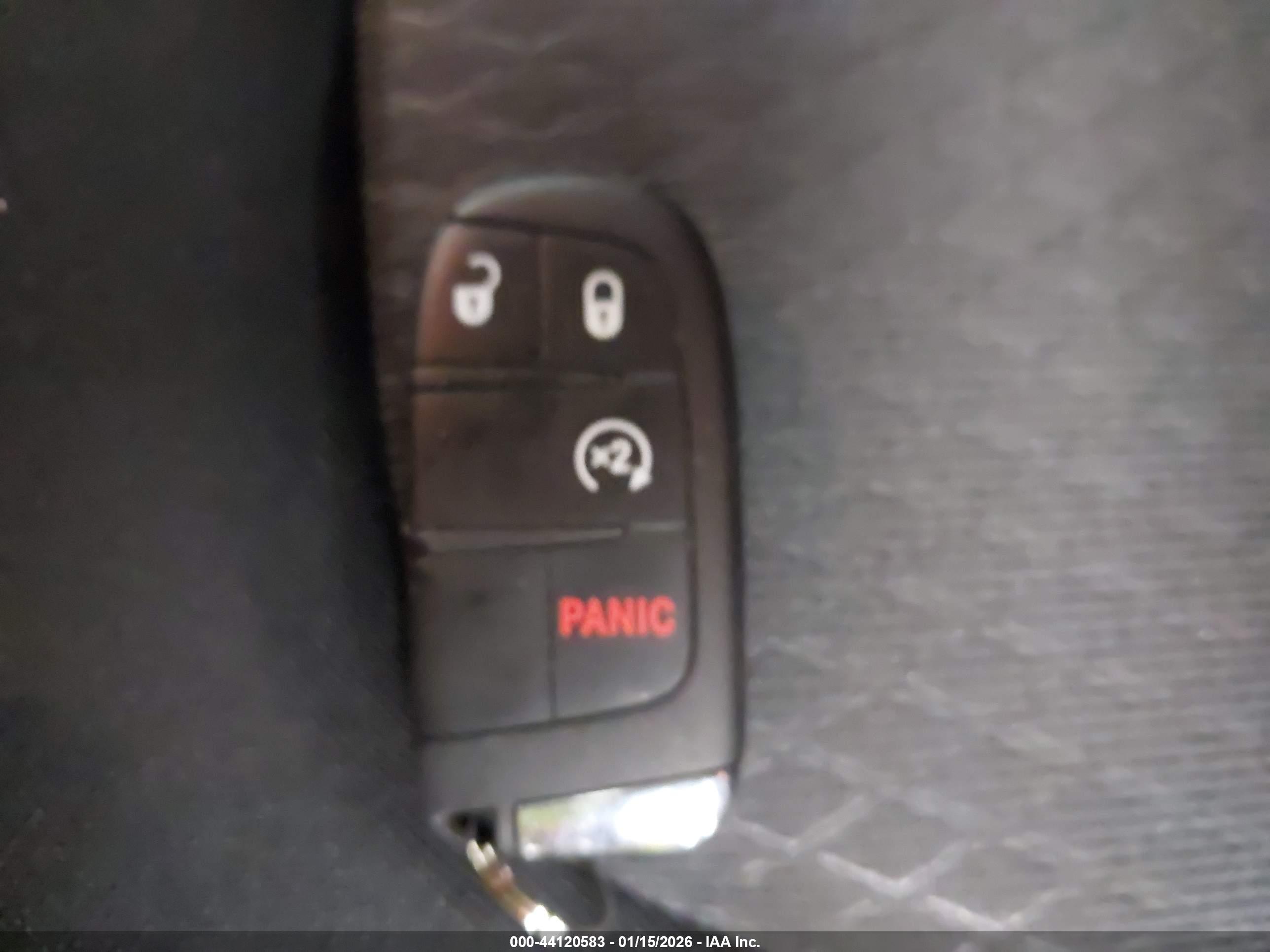 JEEP RENEGADE image 11