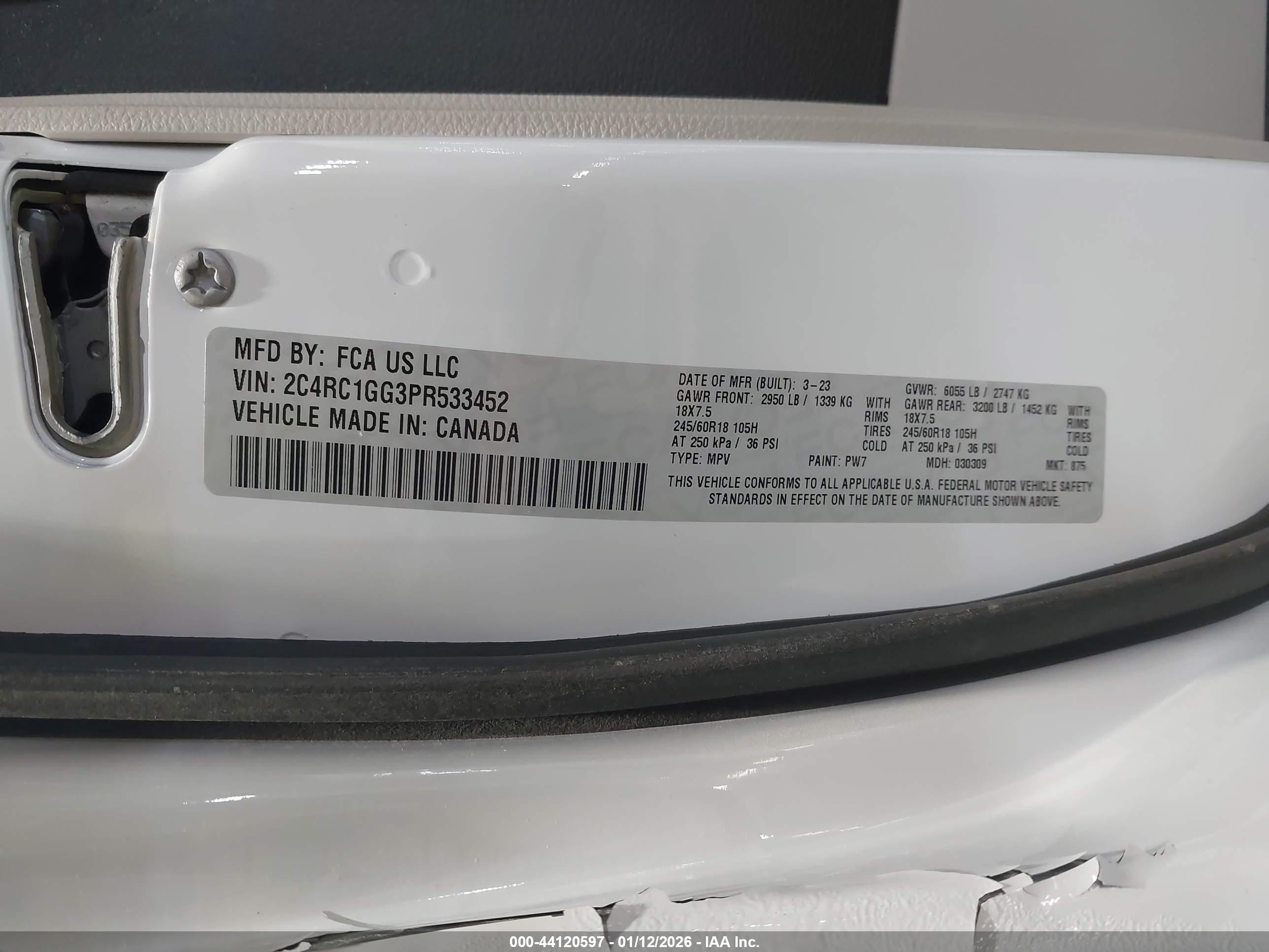 CHRYSLER PACIFICA image 9