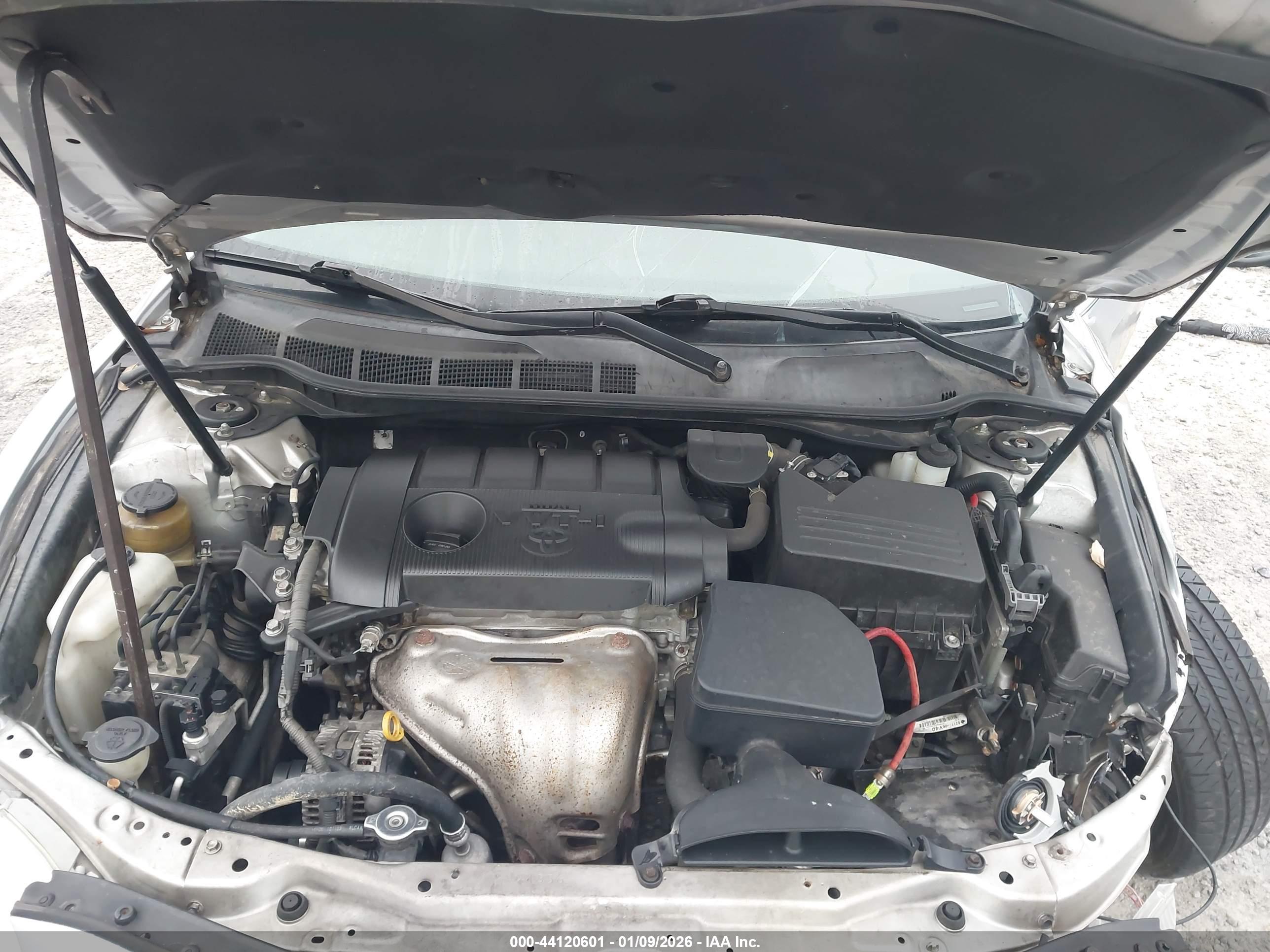 TOYOTA CAMRY image 10
