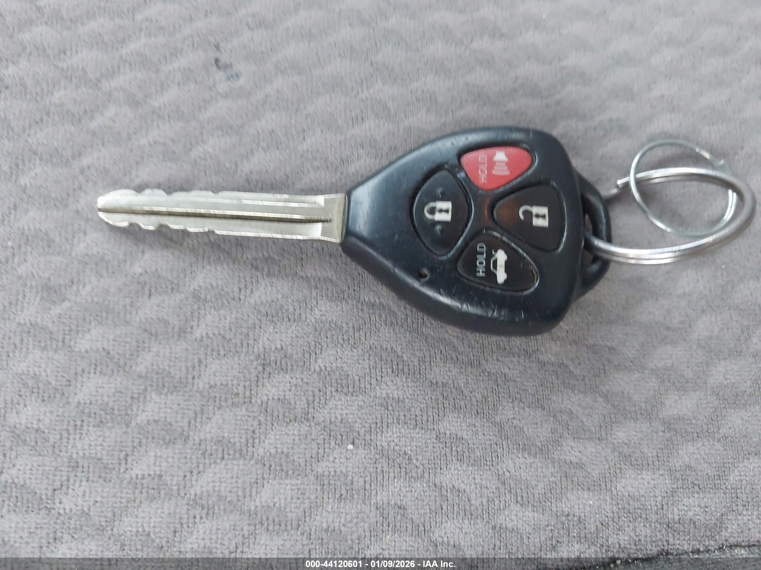 TOYOTA CAMRY image 11