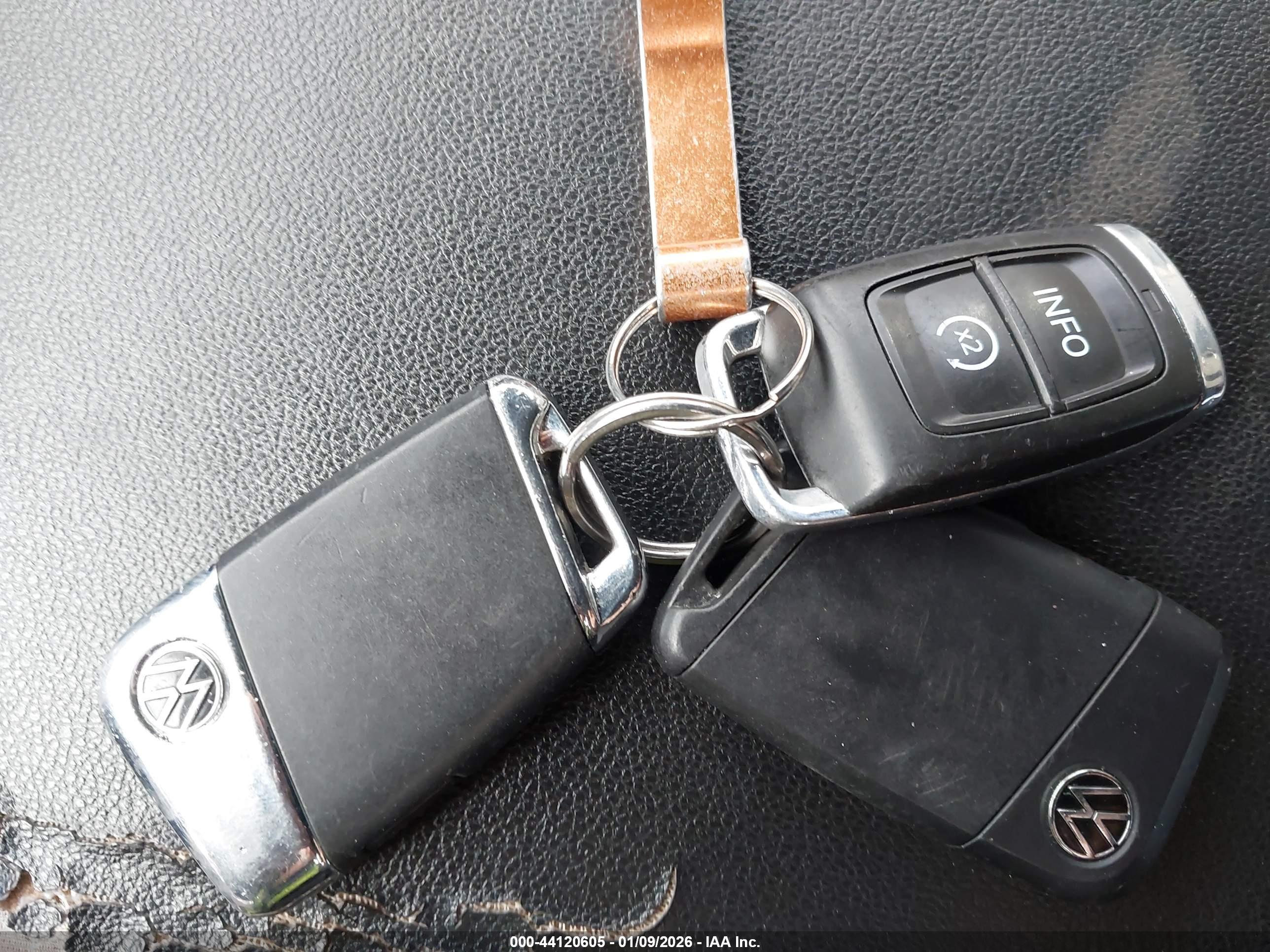 VOLKSWAGEN ATLAS image 11