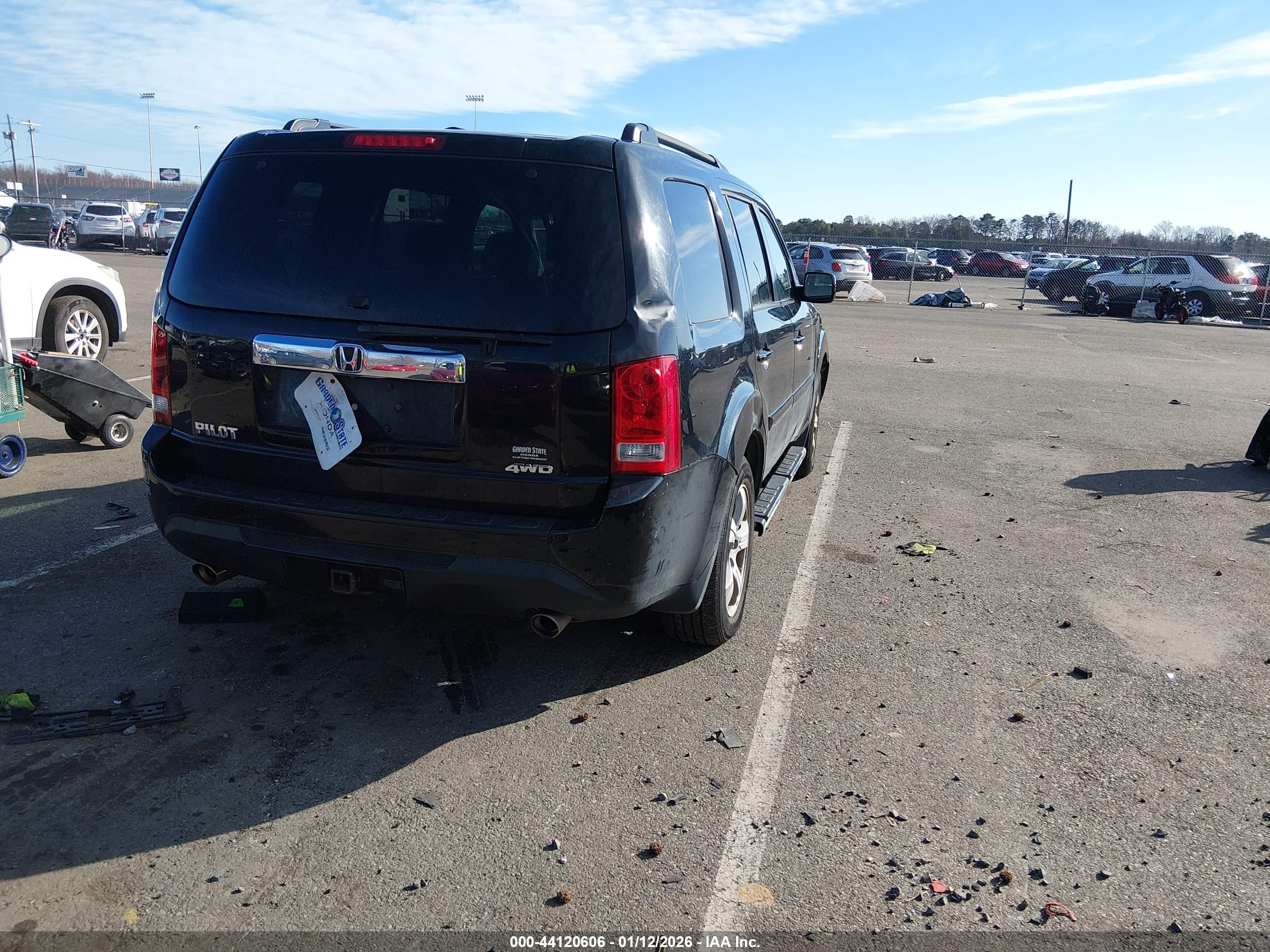 HONDA PILOT image 4